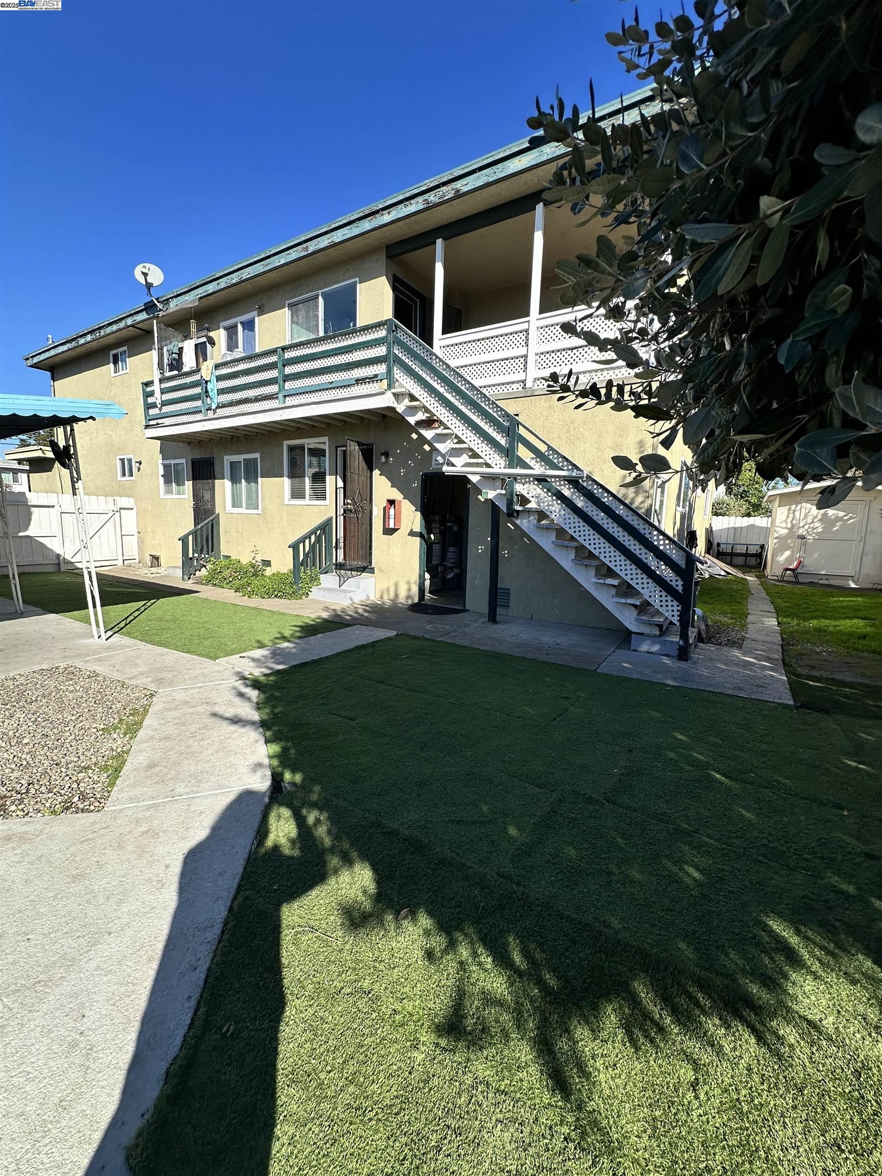 Detail Gallery Image 24 of 49 For 220 Flanders Ct, Hayward,  CA 94541 - – Beds | – Baths