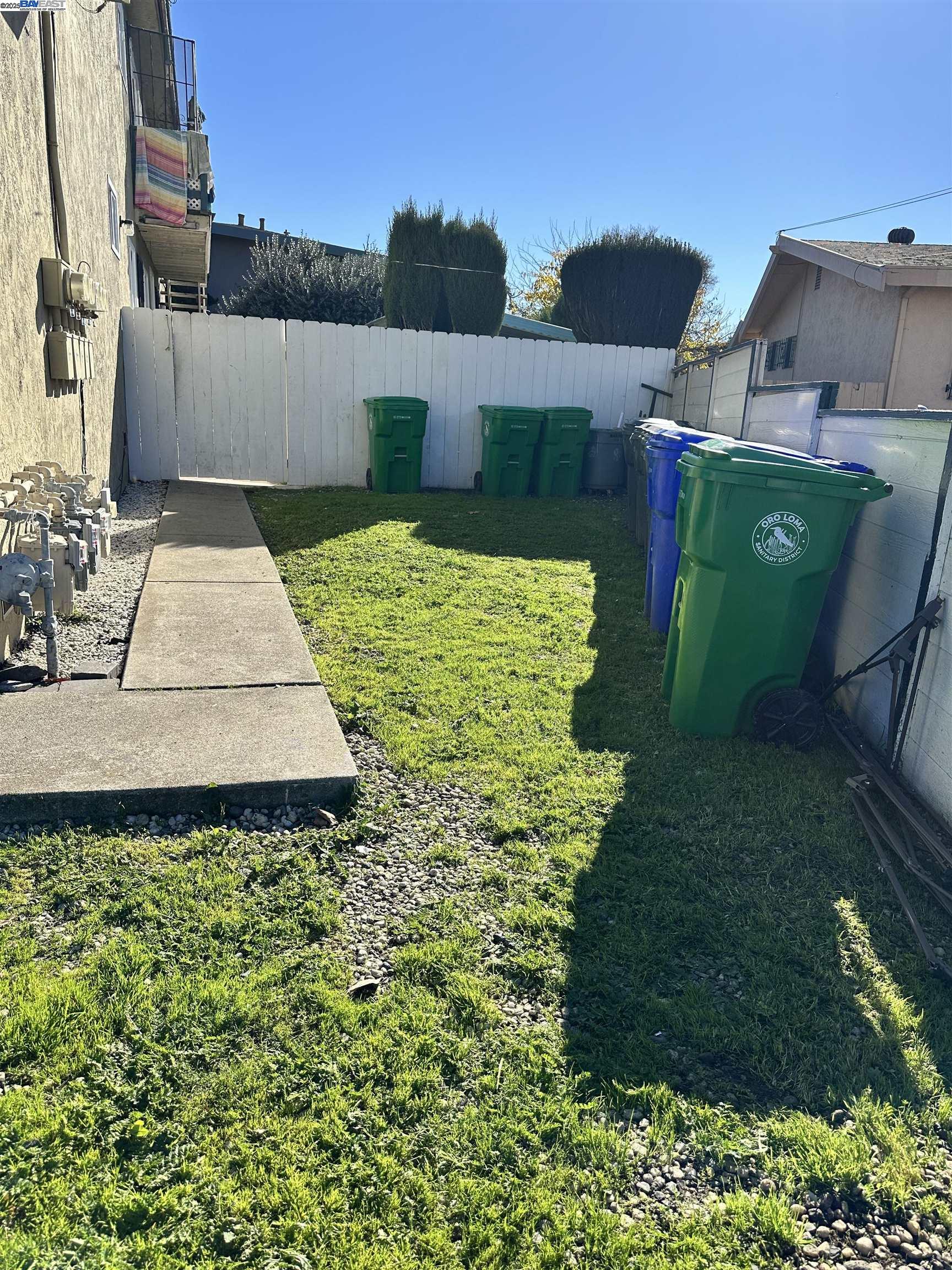 Detail Gallery Image 37 of 49 For 220 Flanders Ct, Hayward,  CA 94541 - – Beds | – Baths