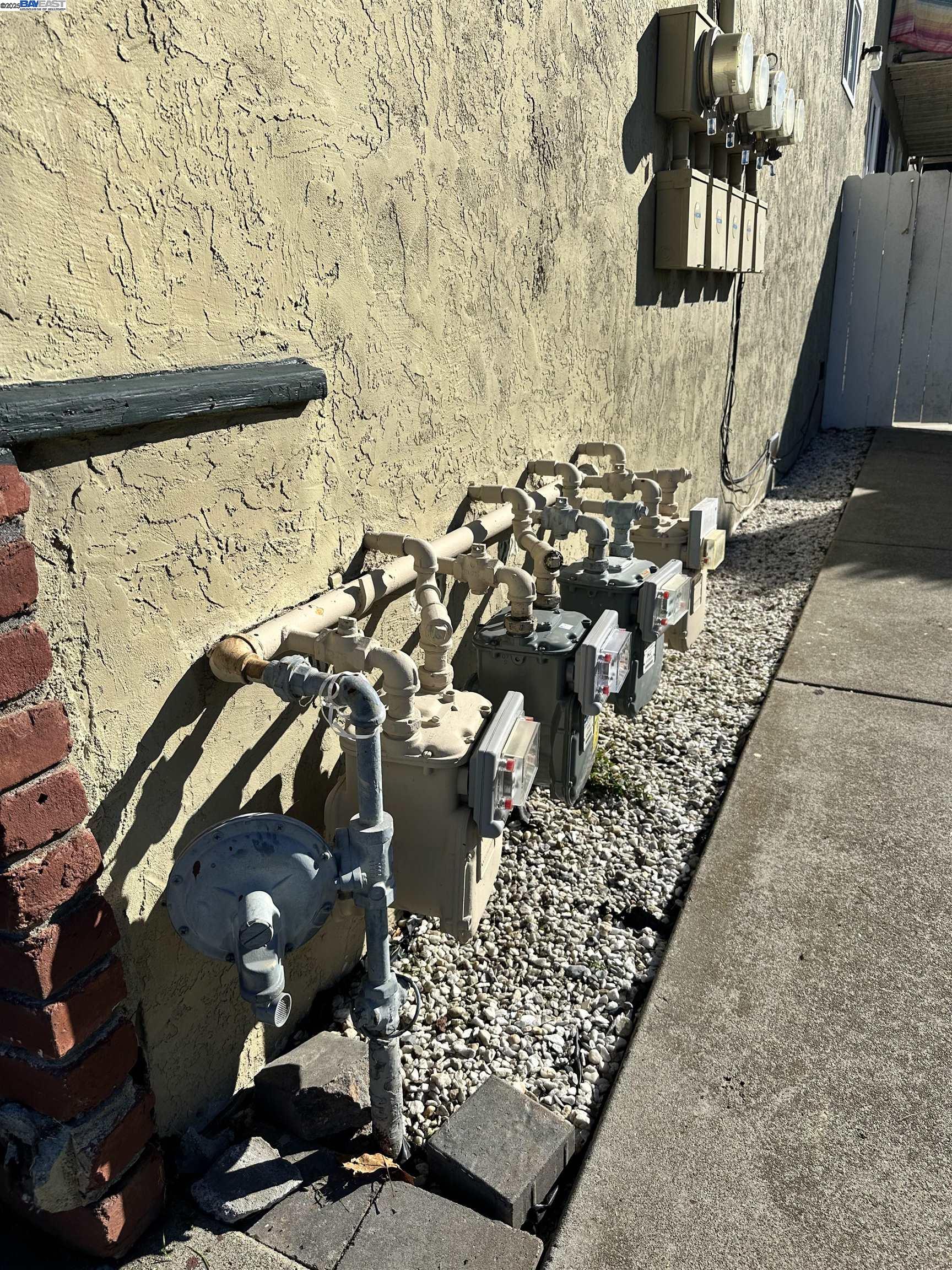 Detail Gallery Image 38 of 49 For 220 Flanders Ct, Hayward,  CA 94541 - – Beds | – Baths