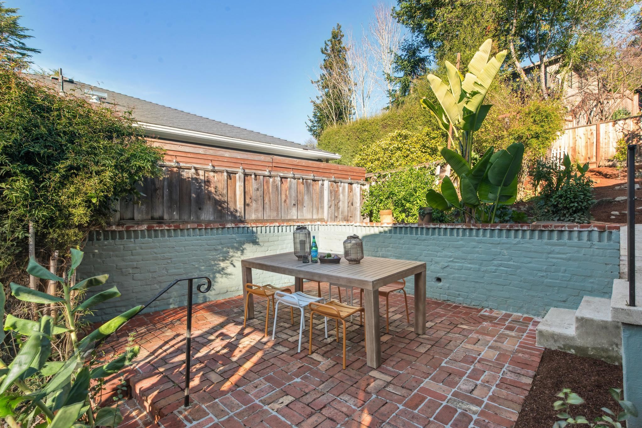 Detail Gallery Image 53 of 60 For 110 Duncan Way, Oakland,  CA 94611 - 2 Beds | 1 Baths