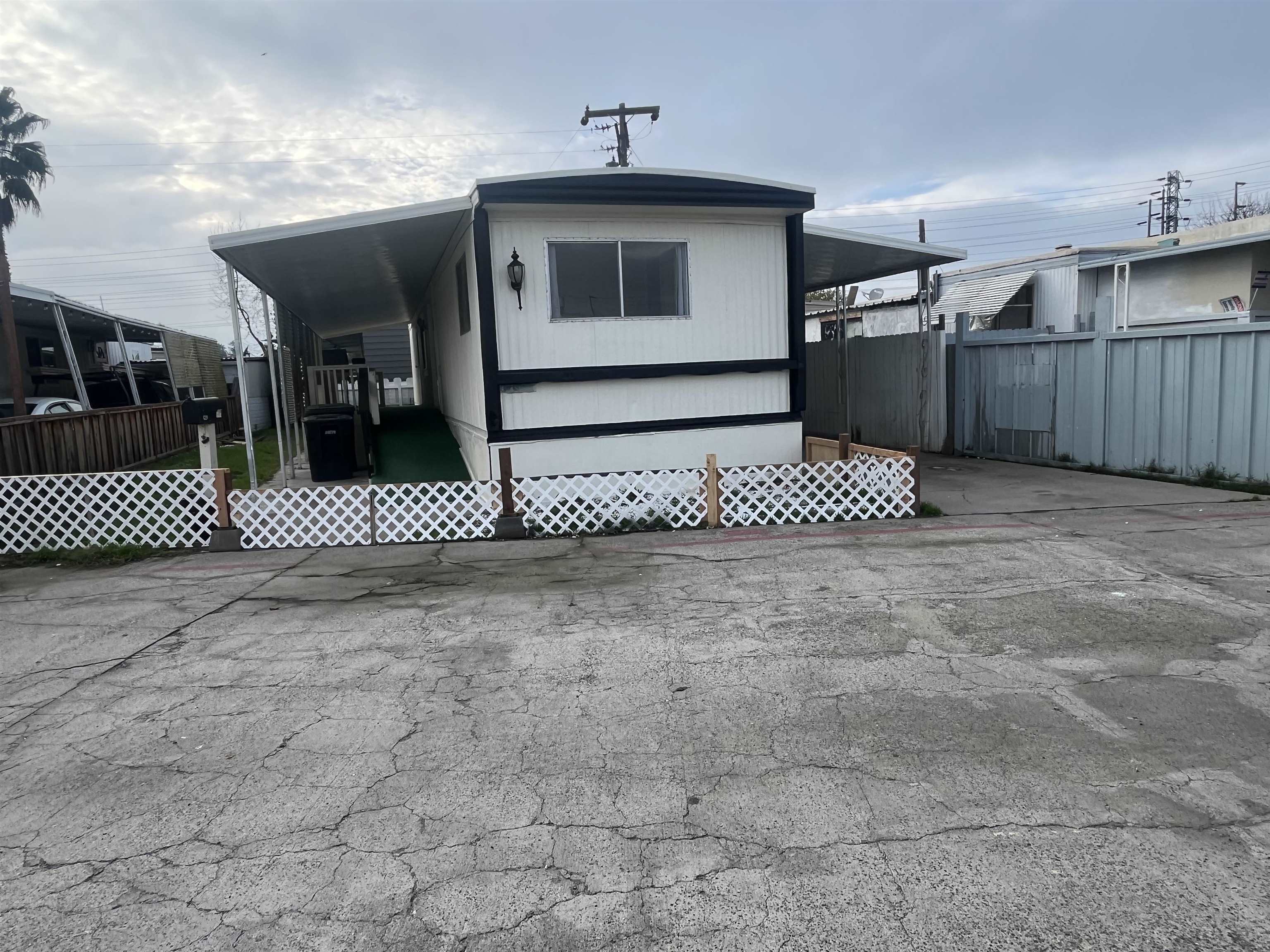 Detail Gallery Image 2 of 19 For 4143 Yosemite Blvd. #C21,  Modesto,  CA 95357 - 2 Beds | 1 Baths