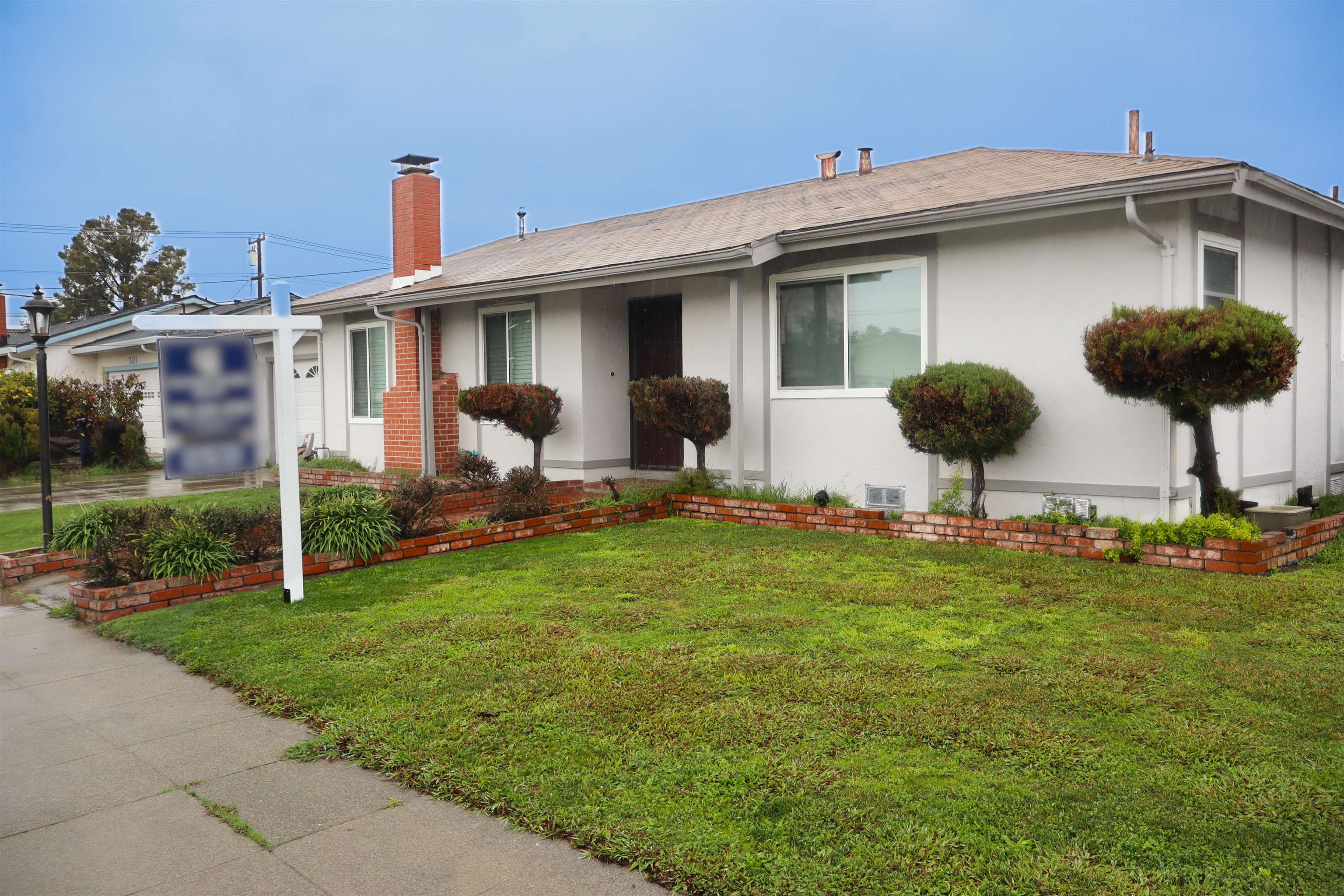 Detail Gallery Image 2 of 8 For 2459 Driftwood Way, San Leandro,  CA 94577 - 3 Beds | 2 Baths
