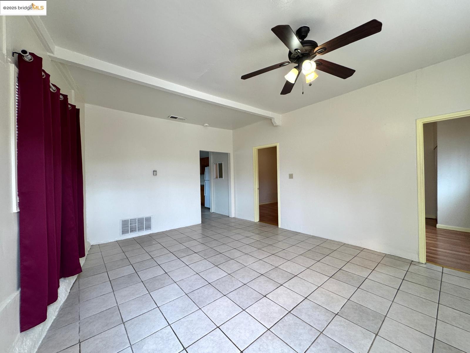 Detail Gallery Image 11 of 17 For 2612 38th Ave, Oakland,  CA 94619 - – Beds | – Baths