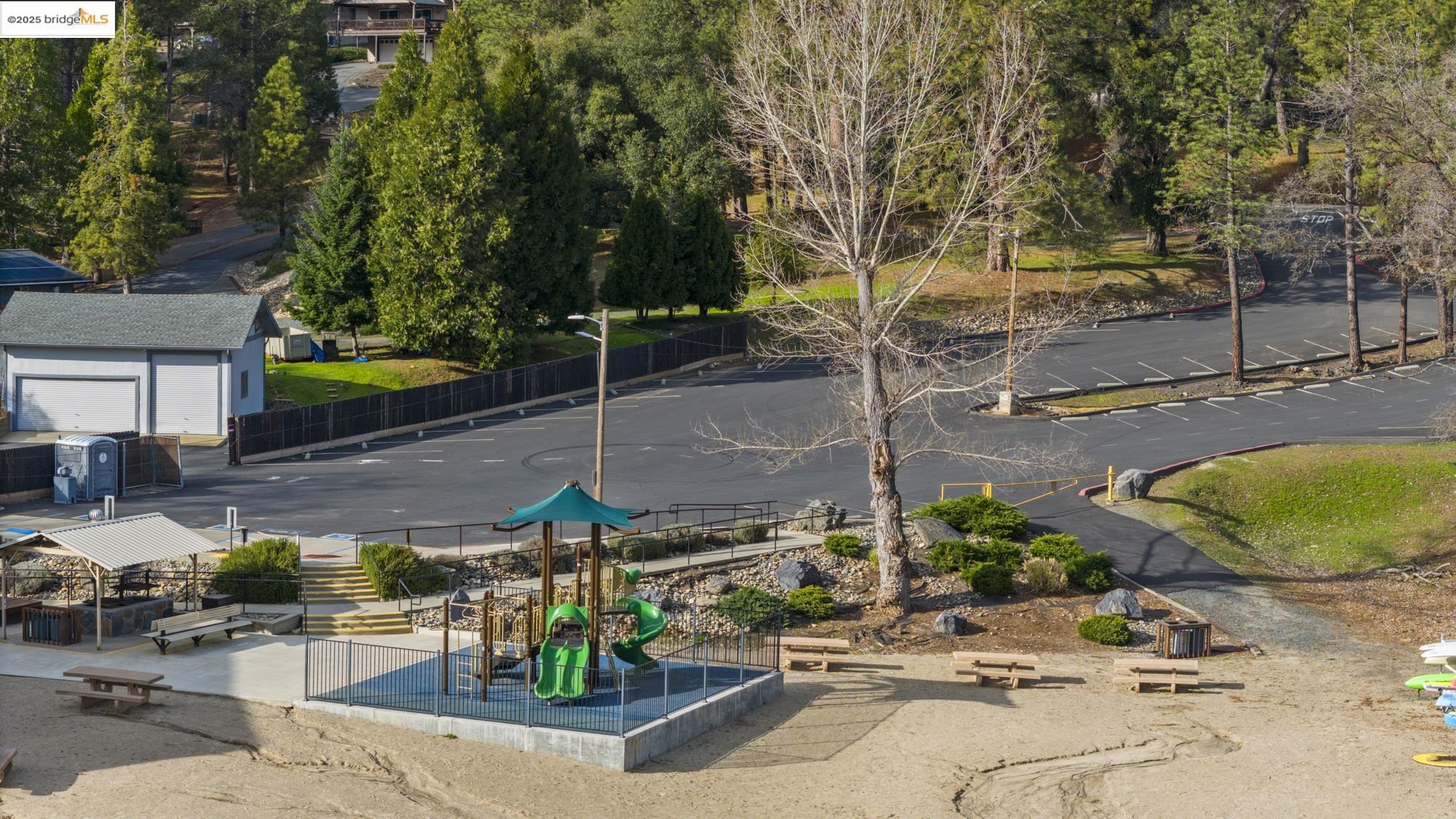 Detail Gallery Image 49 of 58 For 20734 Hemlock St, Groveland,  CA 95370 - 3 Beds | 2 Baths