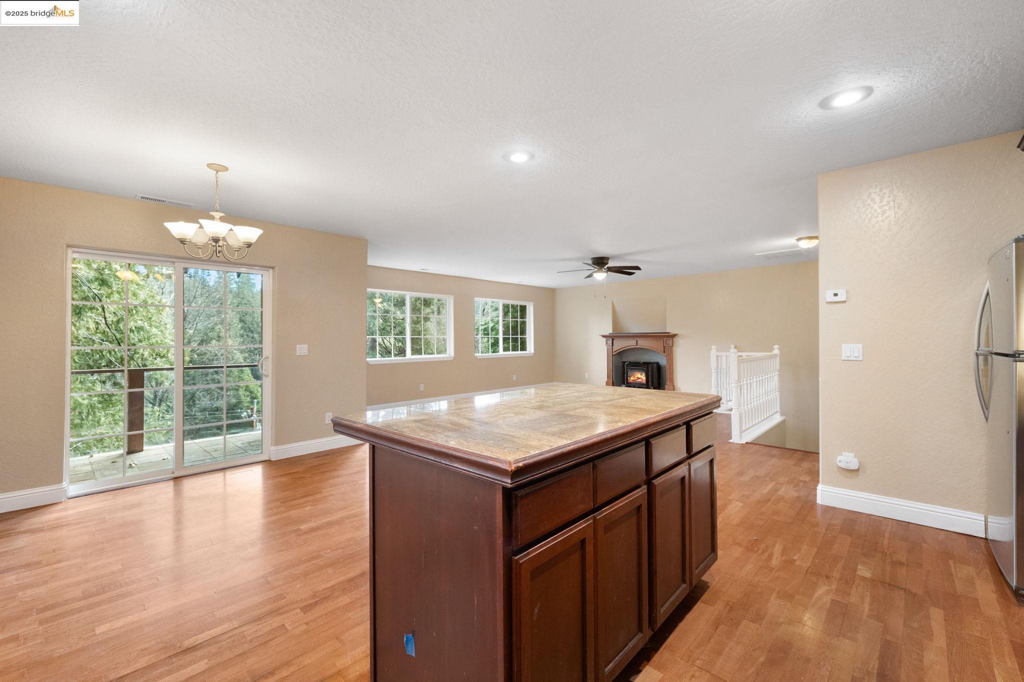 Detail Gallery Image 23 of 32 For 22464 N Tuolumne Rd, Twain Harte,  CA 95383 - 3 Beds | 2/1 Baths