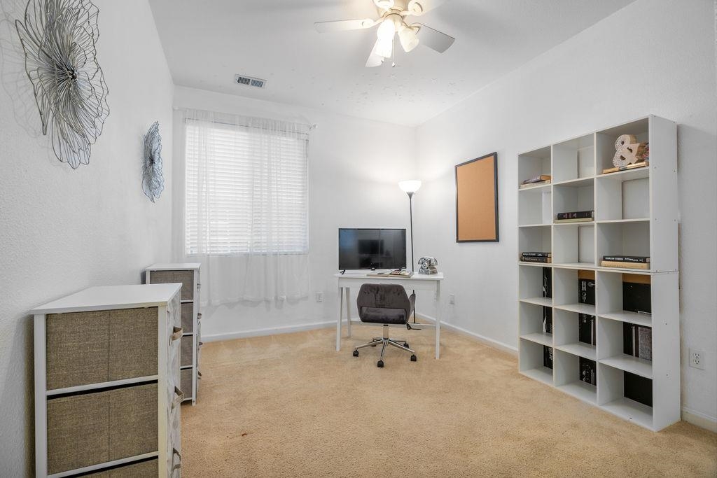 Detail Gallery Image 14 of 29 For 1954 Canyon Oaks Cir, Pittsburg,  CA 94565 - 4 Beds | 2 Baths