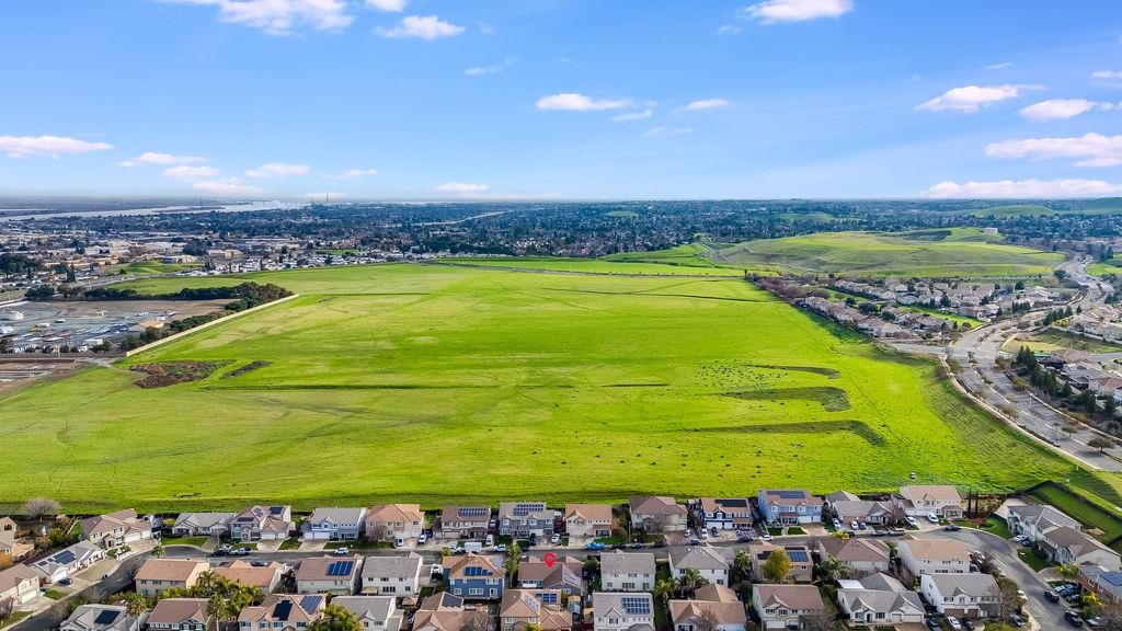 Detail Gallery Image 29 of 29 For 1954 Canyon Oaks Cir, Pittsburg,  CA 94565 - 4 Beds | 2 Baths