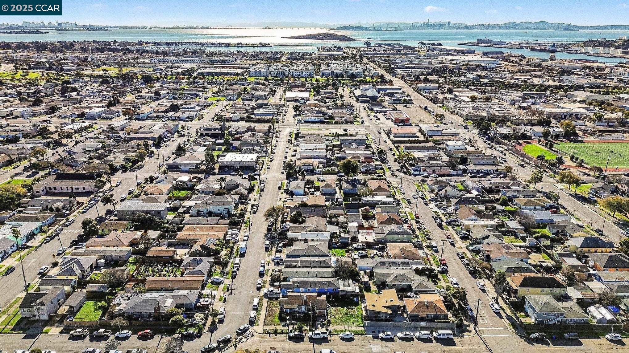 Detail Gallery Image 13 of 16 For 1530 Maine Ave, Richmond,  CA 94804 - 2 Beds | 1 Baths