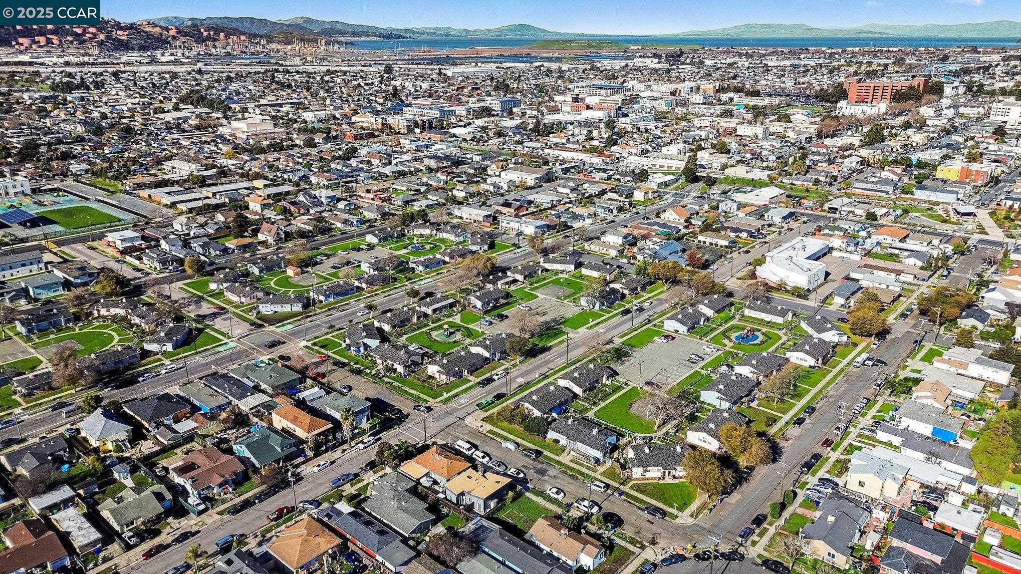 Detail Gallery Image 14 of 16 For 1530 Maine Ave, Richmond,  CA 94804 - 2 Beds | 1 Baths