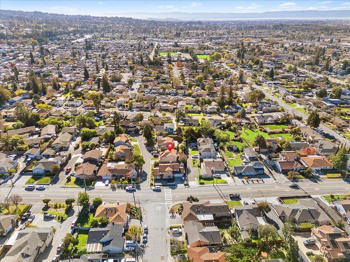 Detail Gallery Image 57 of 60 For 19511 Heyer Hts, Castro Valley,  CA 94546 - 4 Beds | 3 Baths