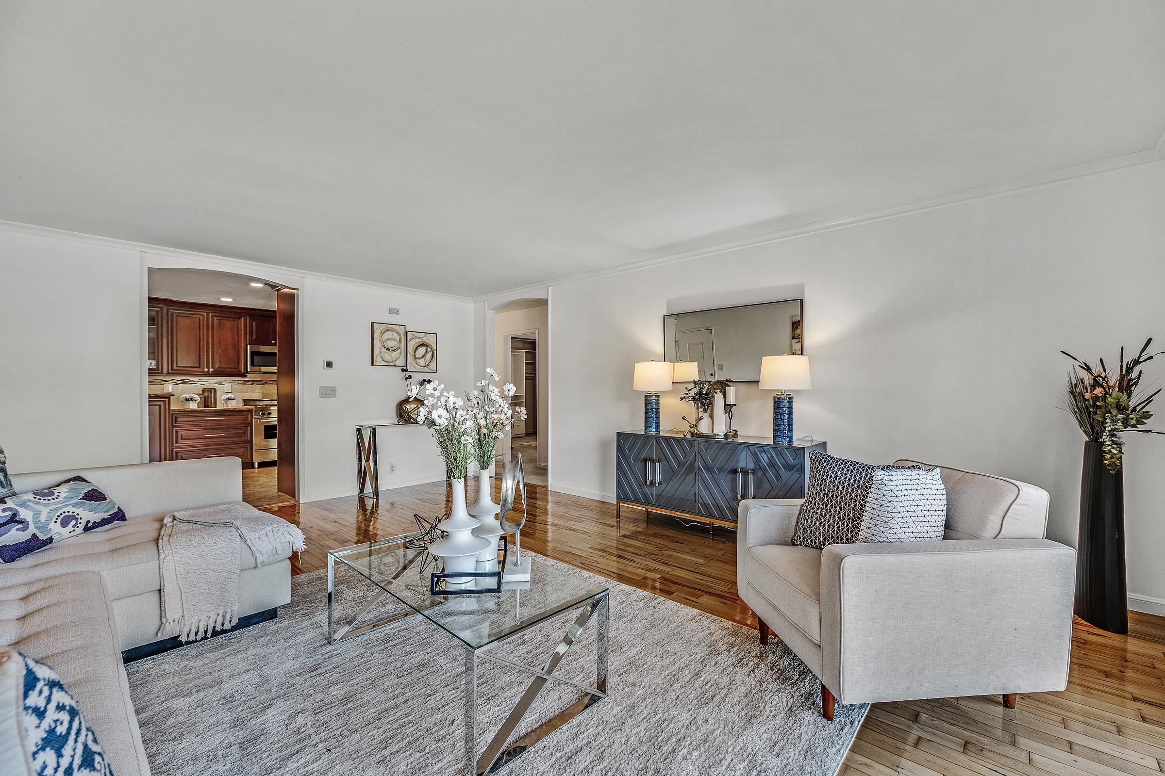 Detail Gallery Image 12 of 31 For 1120 Hollywood Ave #1,  Oakland,  CA 94602 - 3 Beds | 2 Baths
