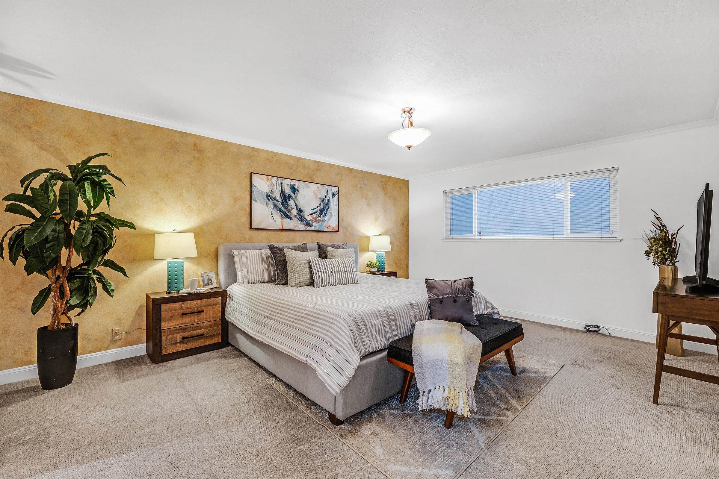 Detail Gallery Image 27 of 31 For 1120 Hollywood Ave #1,  Oakland,  CA 94602 - 3 Beds | 2 Baths