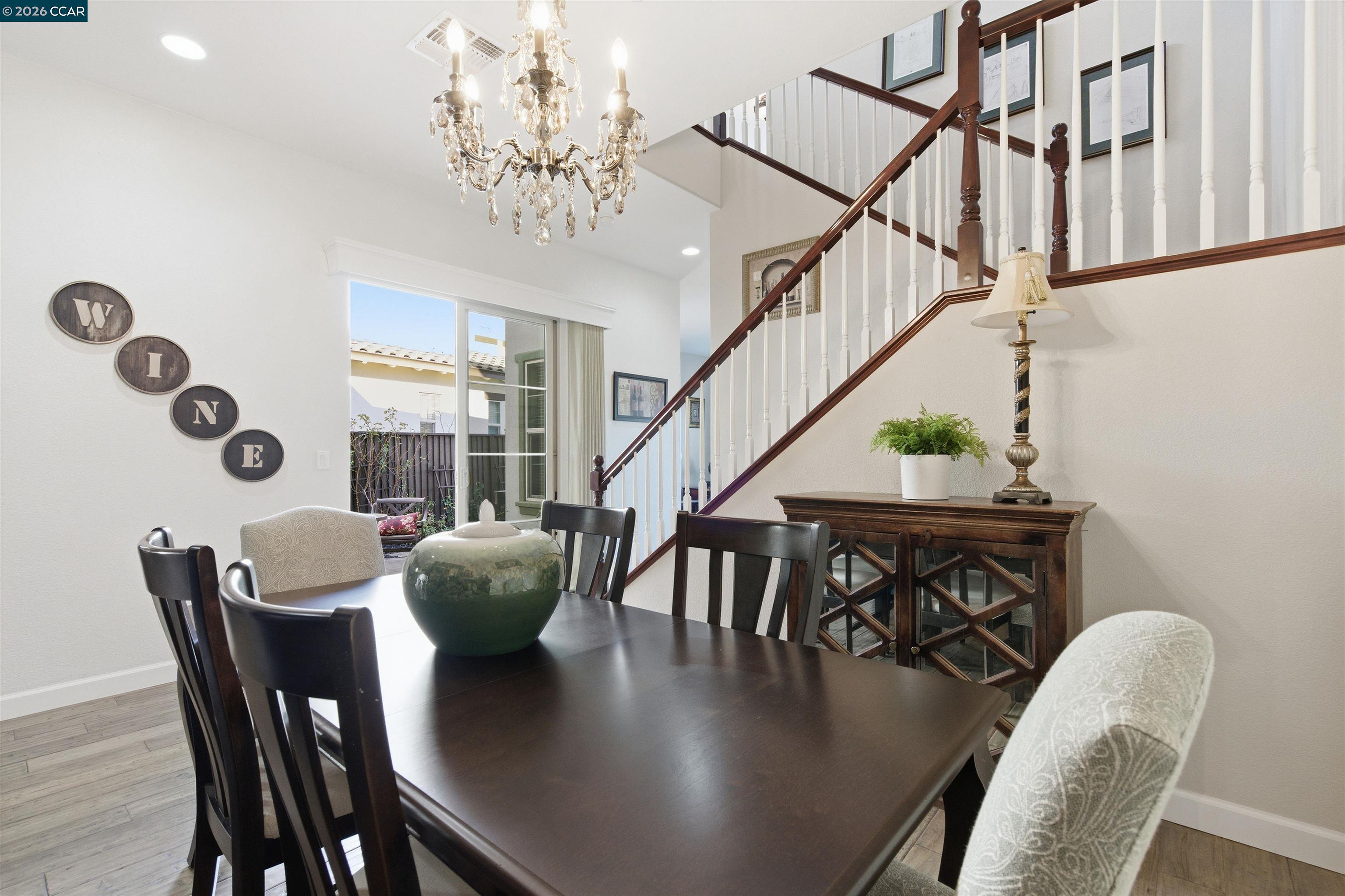 Detail Gallery Image 16 of 39 For 9927 Reimers Way, Dublin,  CA 94568 - 4 Beds | 2/1 Baths