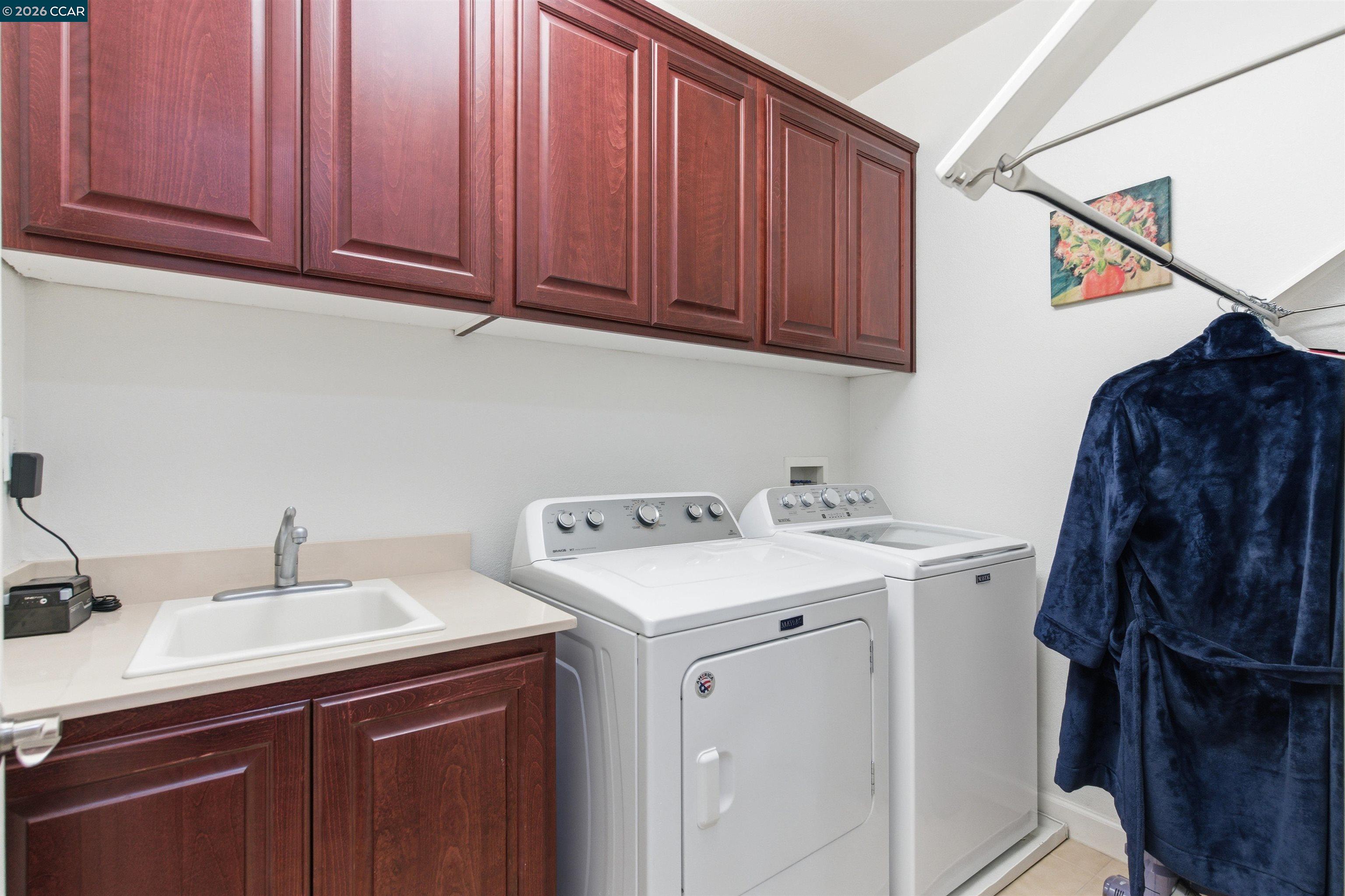 Detail Gallery Image 25 of 39 For 9927 Reimers Way, Dublin,  CA 94568 - 4 Beds | 2/1 Baths