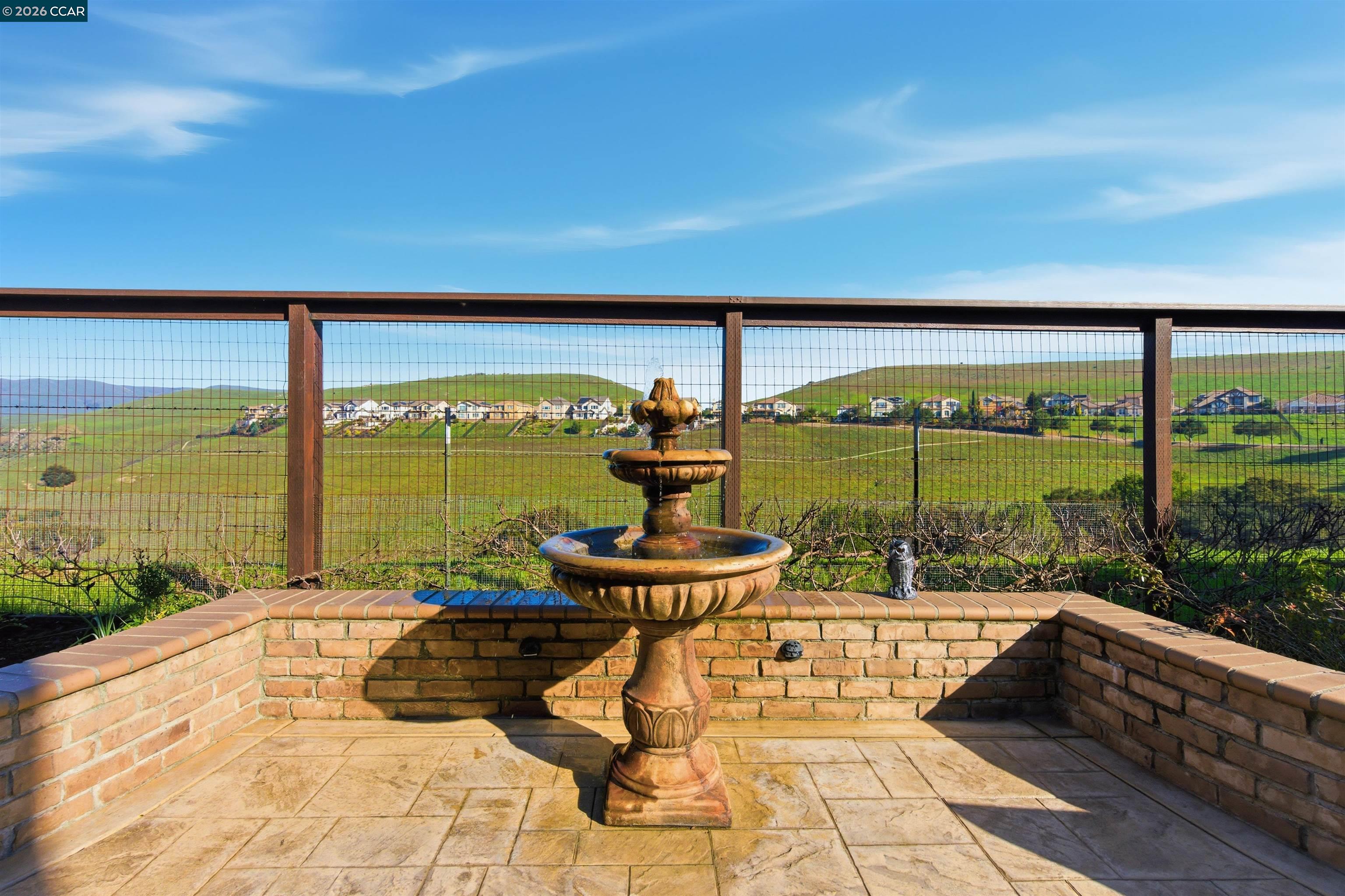 Detail Gallery Image 35 of 39 For 9927 Reimers Way, Dublin,  CA 94568 - 4 Beds | 2/1 Baths