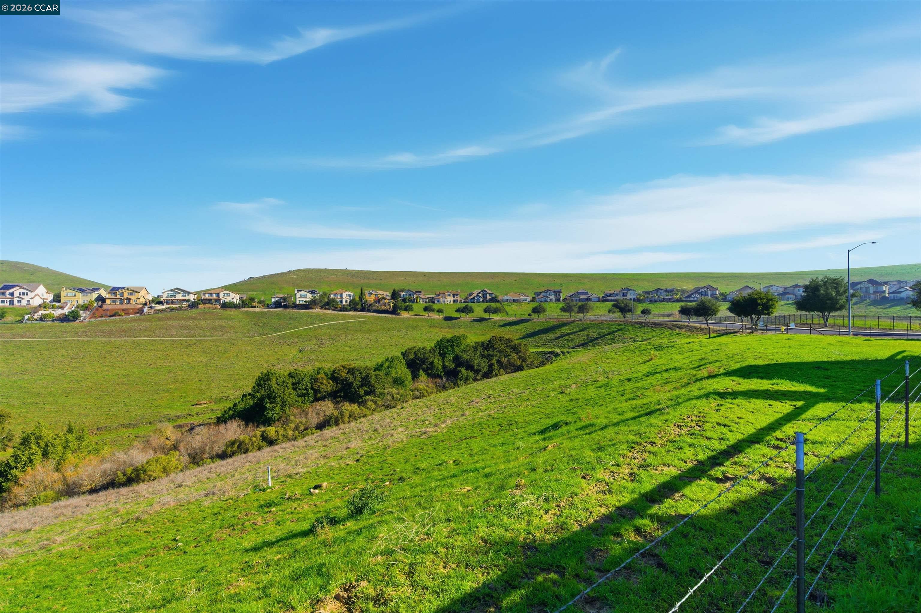 Detail Gallery Image 37 of 39 For 9927 Reimers Way, Dublin,  CA 94568 - 4 Beds | 2/1 Baths