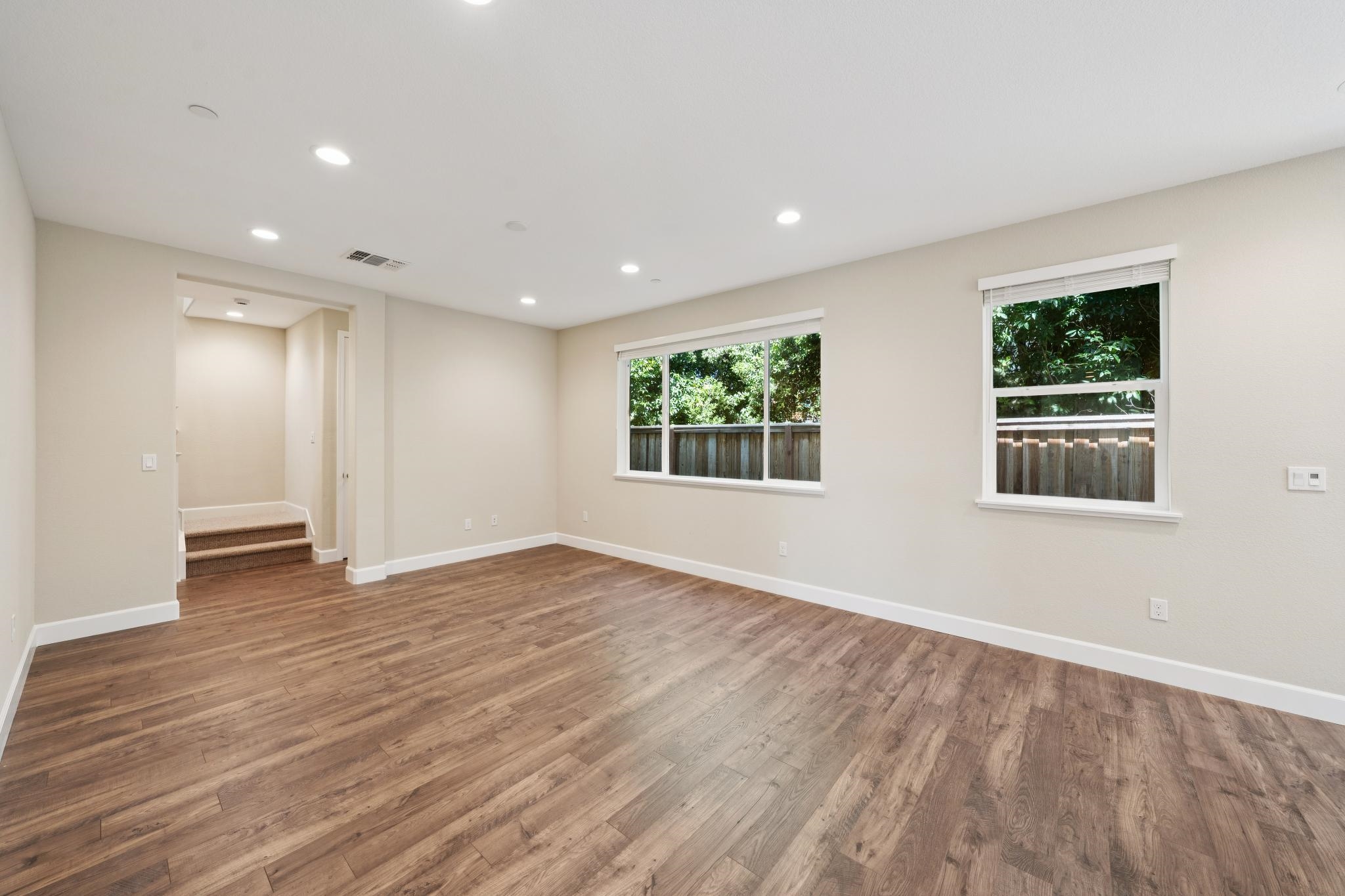 Detail Gallery Image 17 of 55 For 133 Creek View Cir, Fairfield,  CA 94533 - 4 Beds | 2/1 Baths