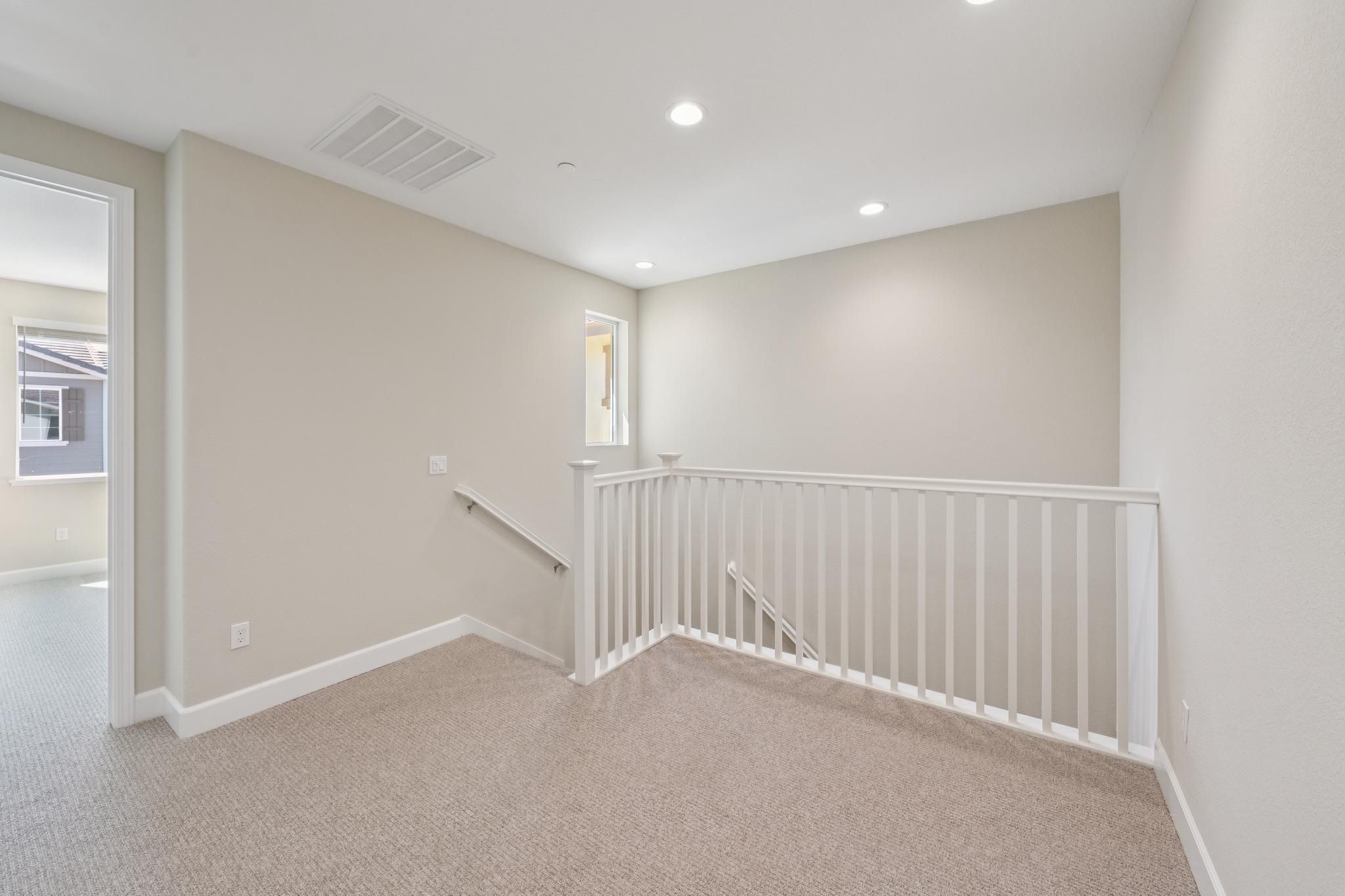 Detail Gallery Image 25 of 55 For 133 Creek View Cir, Fairfield,  CA 94533 - 4 Beds | 2/1 Baths