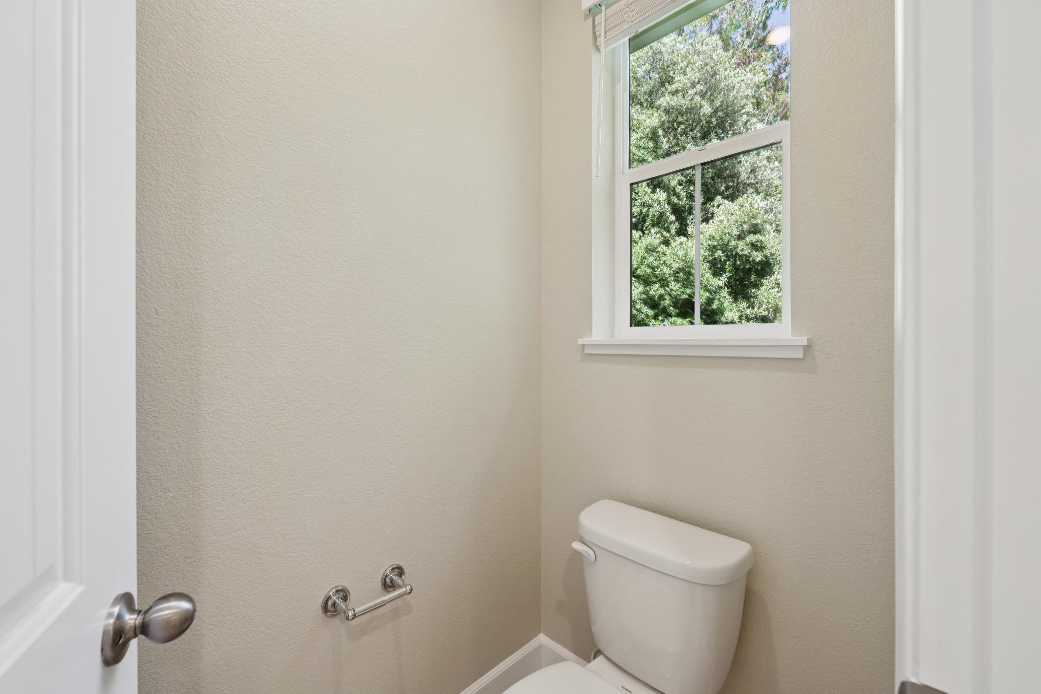 Detail Gallery Image 38 of 55 For 133 Creek View Cir, Fairfield,  CA 94533 - 4 Beds | 2/1 Baths