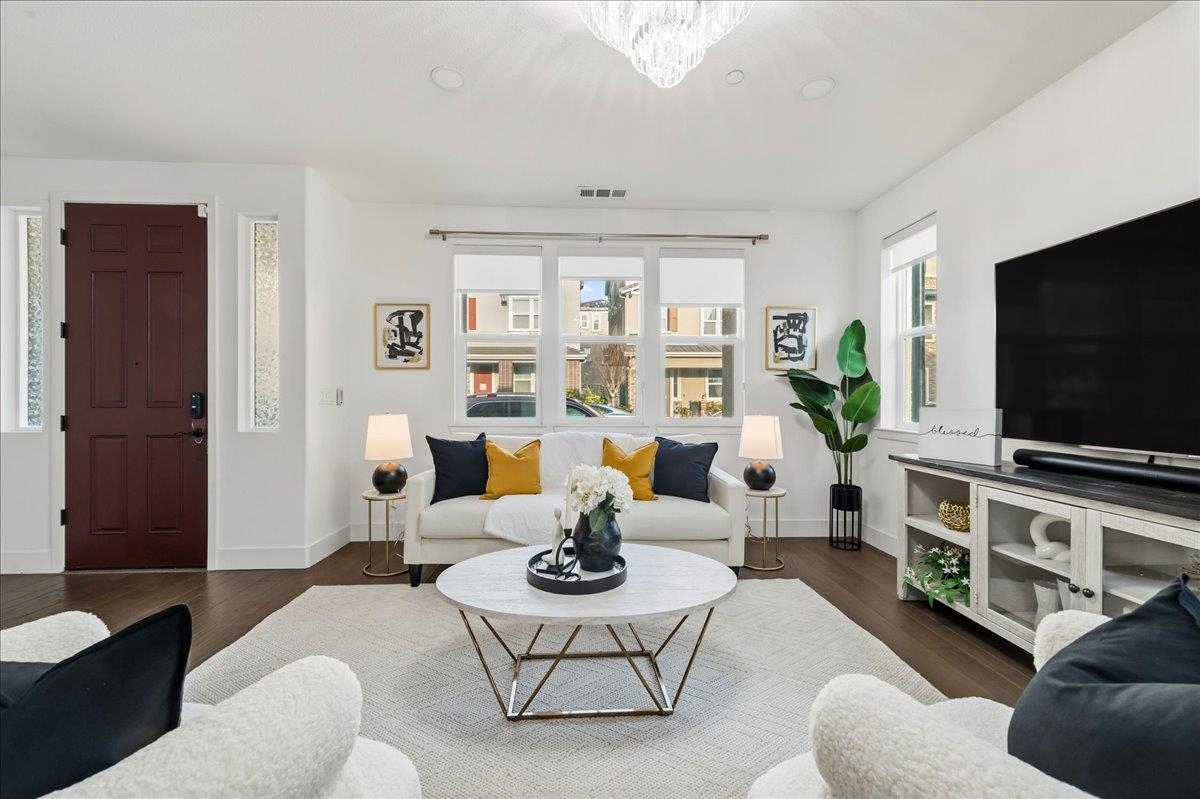 Detail Gallery Image 8 of 50 For 4022 Knightstown St, Dublin,  CA 94568 - 4 Beds | 3 Baths