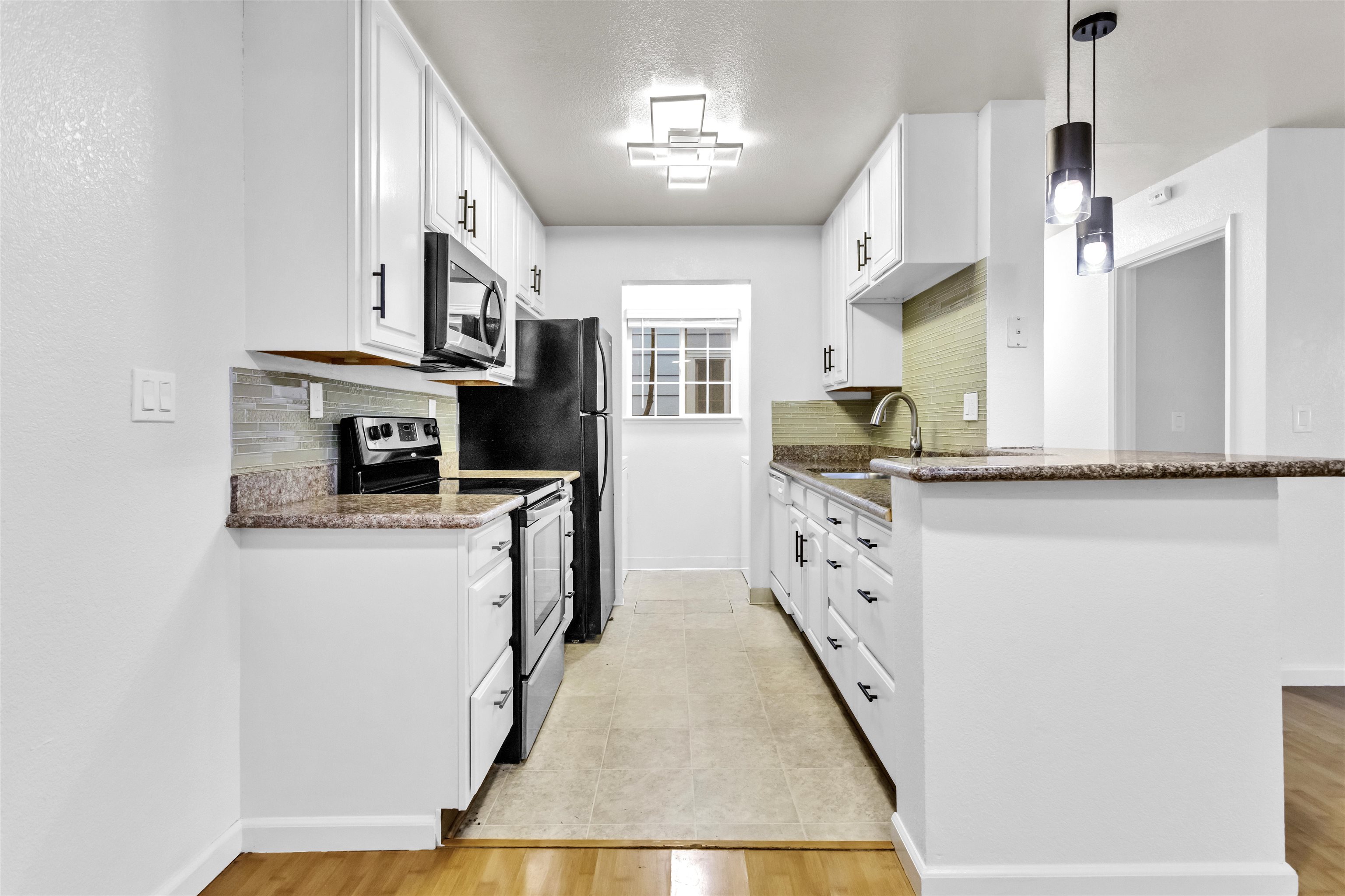 Detail Gallery Image 14 of 38 For 165 Lighthouse Dr., Vallejo,  CA 94590 - 2 Beds | 2 Baths