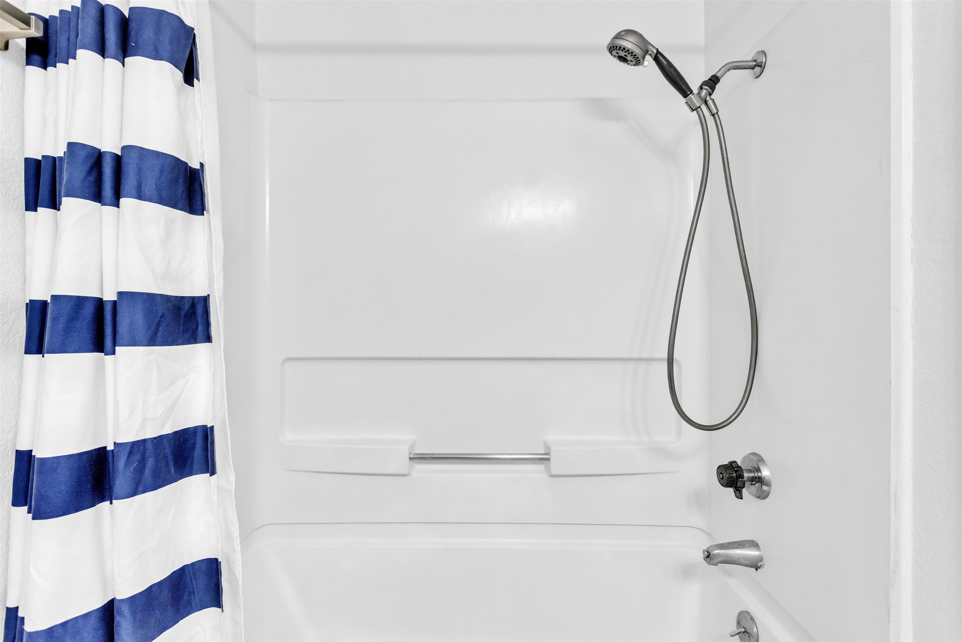 Detail Gallery Image 26 of 38 For 165 Lighthouse Dr., Vallejo,  CA 94590 - 2 Beds | 2 Baths