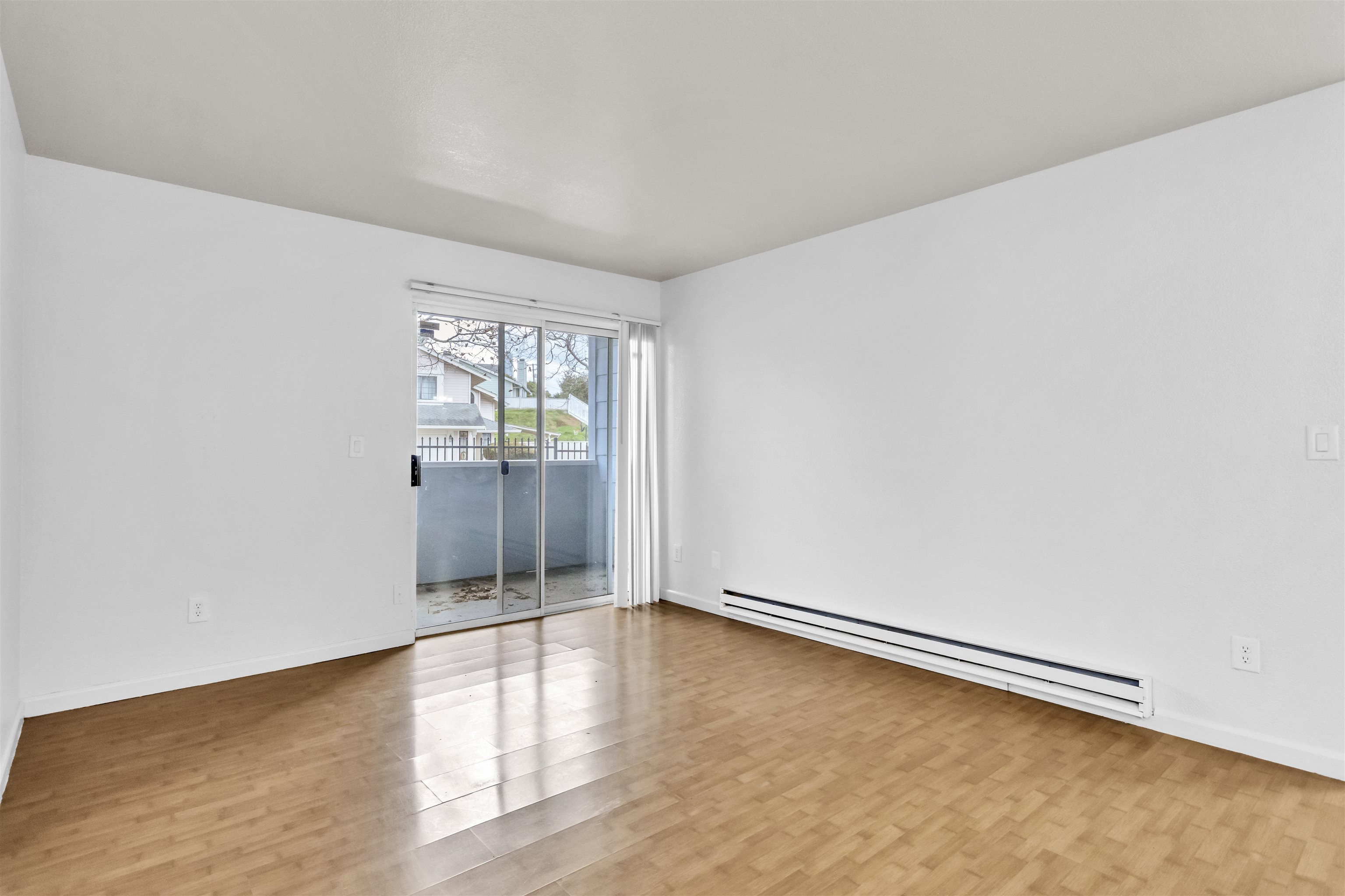 Detail Gallery Image 7 of 38 For 165 Lighthouse Dr., Vallejo,  CA 94590 - 2 Beds | 2 Baths