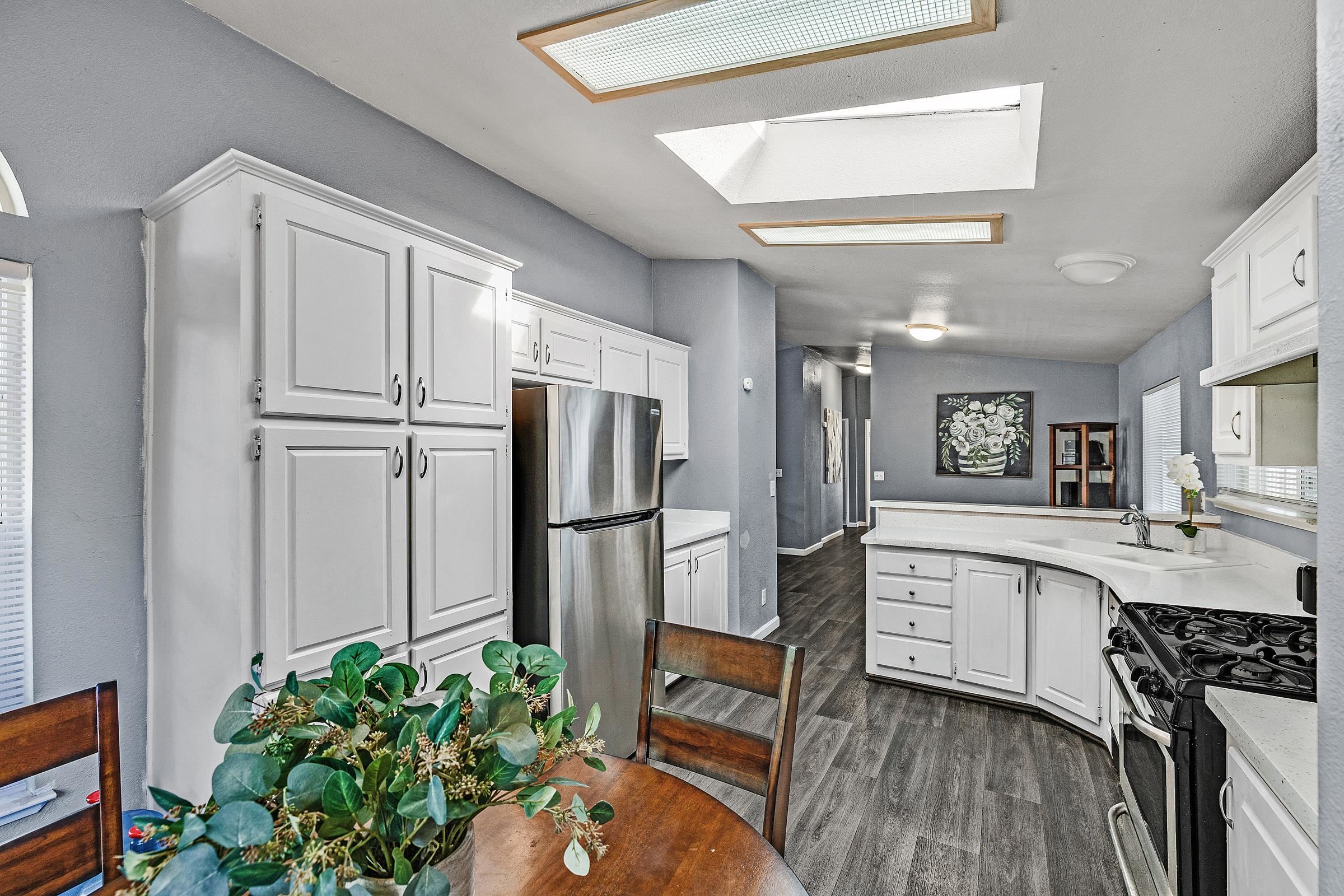 Detail Gallery Image 17 of 37 For 600 E Weddell Drive #184,  Sunnyvale,  CA 94089 - 3 Beds | 2 Baths