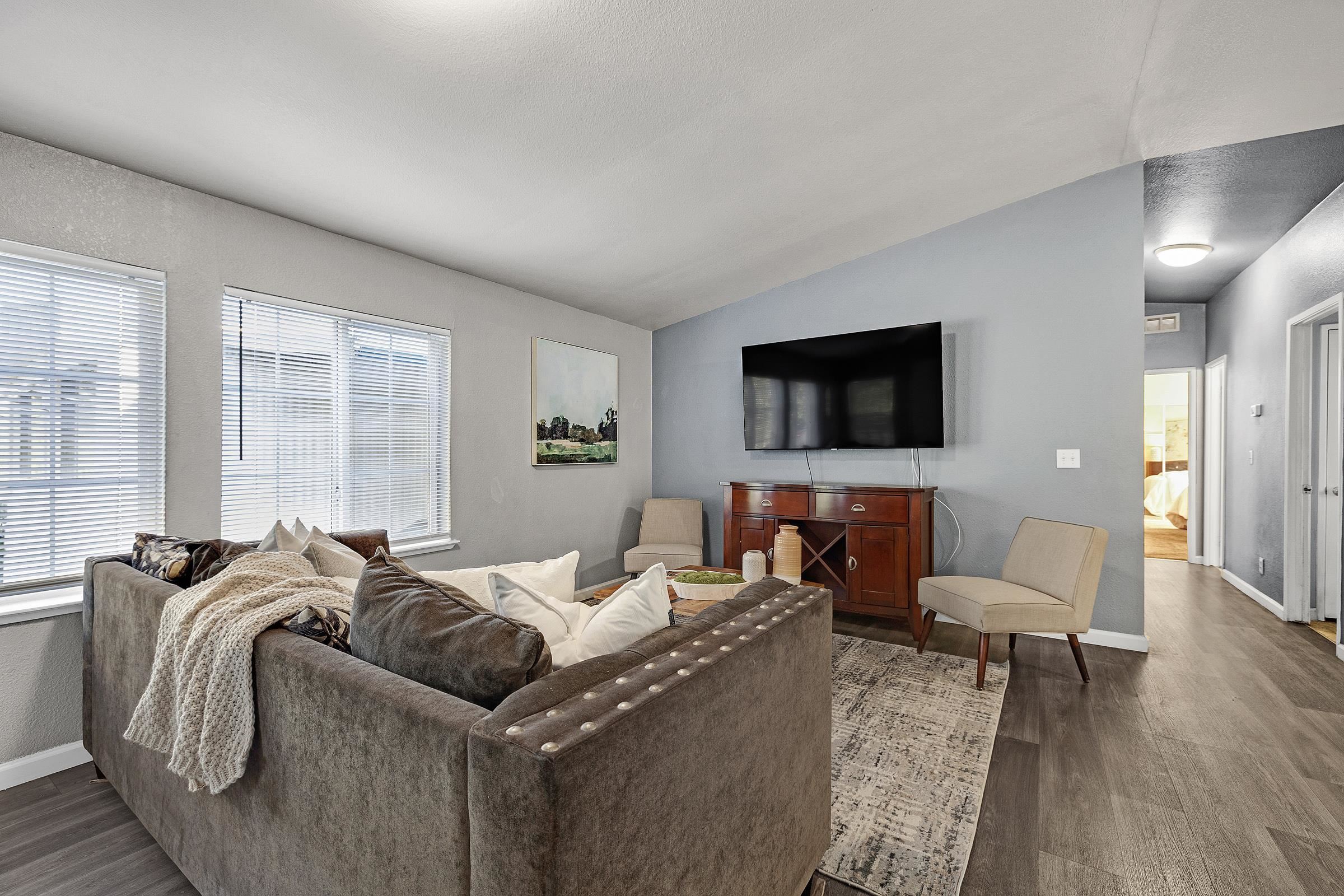 Detail Gallery Image 6 of 37 For 600 E Weddell Drive #184,  Sunnyvale,  CA 94089 - 3 Beds | 2 Baths