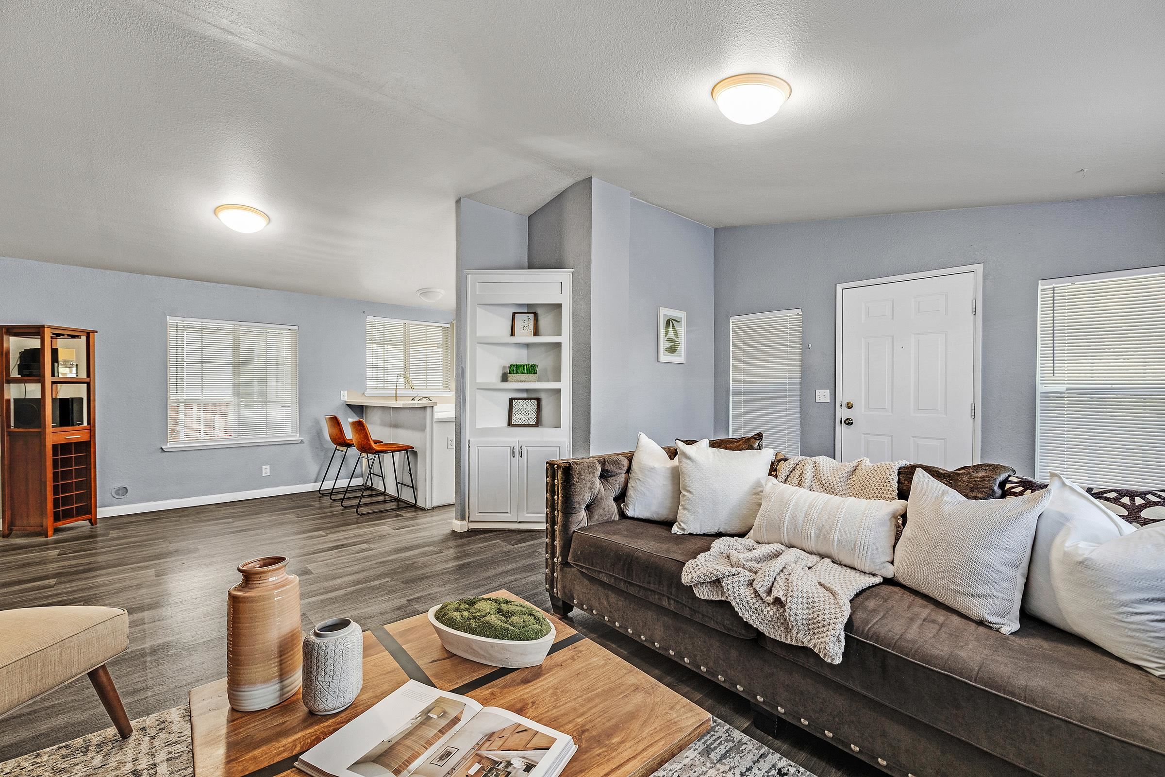 Detail Gallery Image 9 of 37 For 600 E Weddell Drive #184,  Sunnyvale,  CA 94089 - 3 Beds | 2 Baths