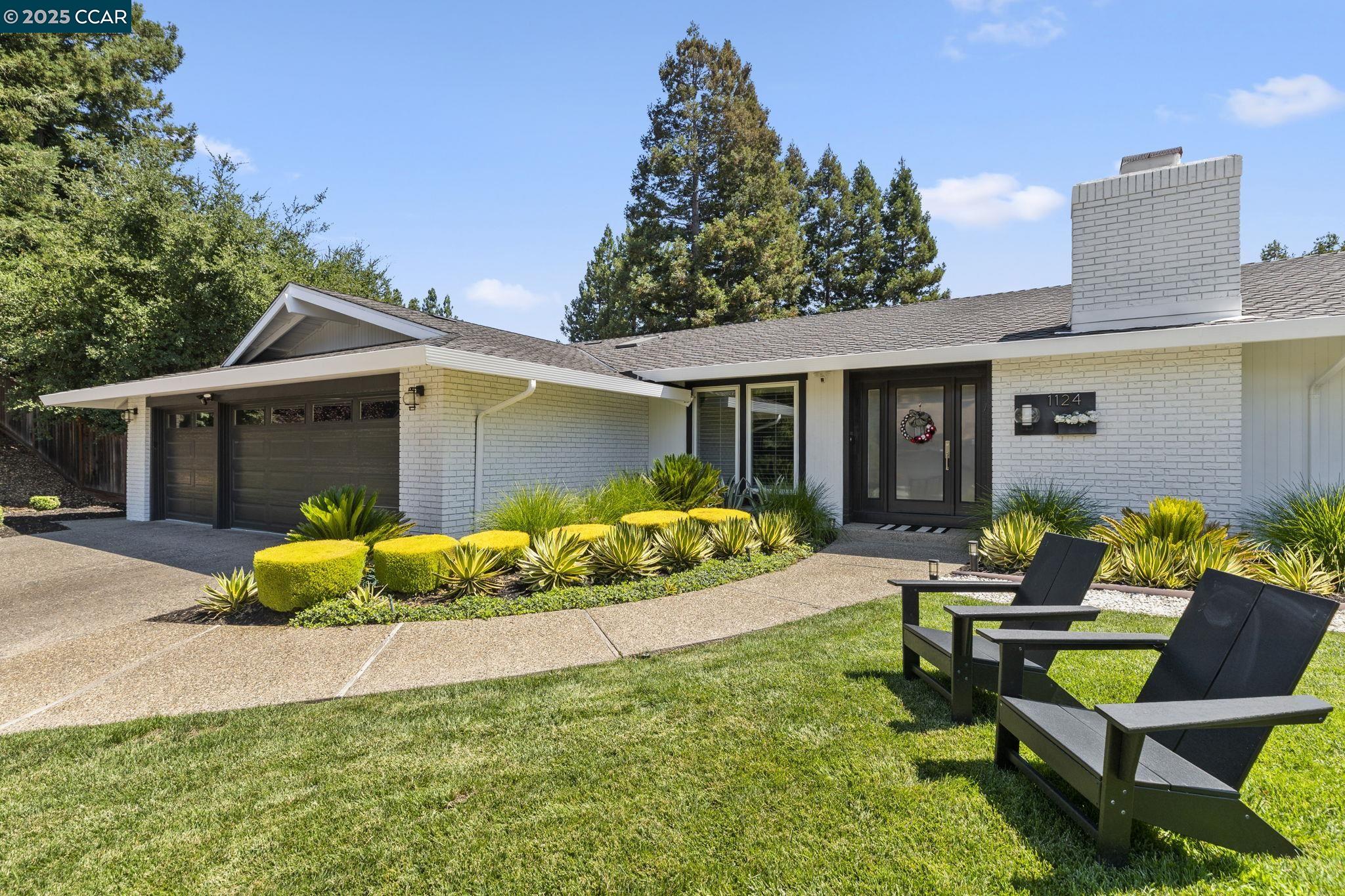 Detail Gallery Image 4 of 59 For 1124 Merlin Ct, Alamo,  CA 94507 - 4 Beds | 2 Baths