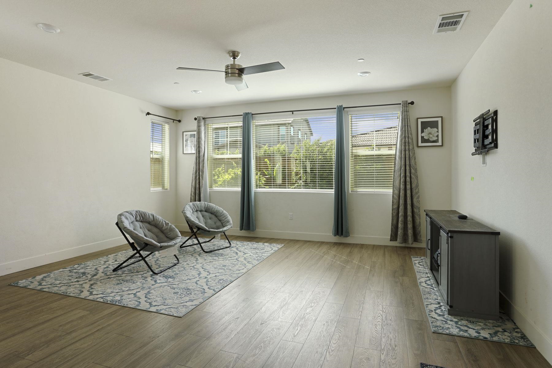 Detail Gallery Image 26 of 53 For 2605 Luna Ave, Tracy,  CA 95377 - 4 Beds | 3 Baths