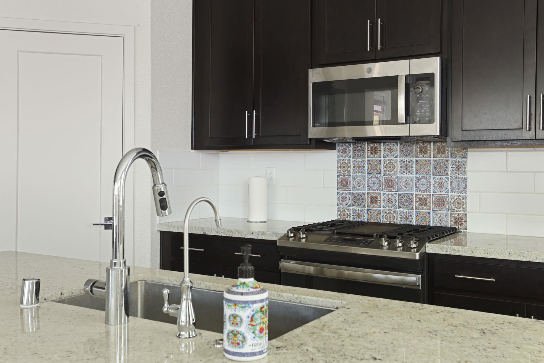 Detail Gallery Image 30 of 53 For 2605 Luna Ave, Tracy,  CA 95377 - 4 Beds | 3 Baths