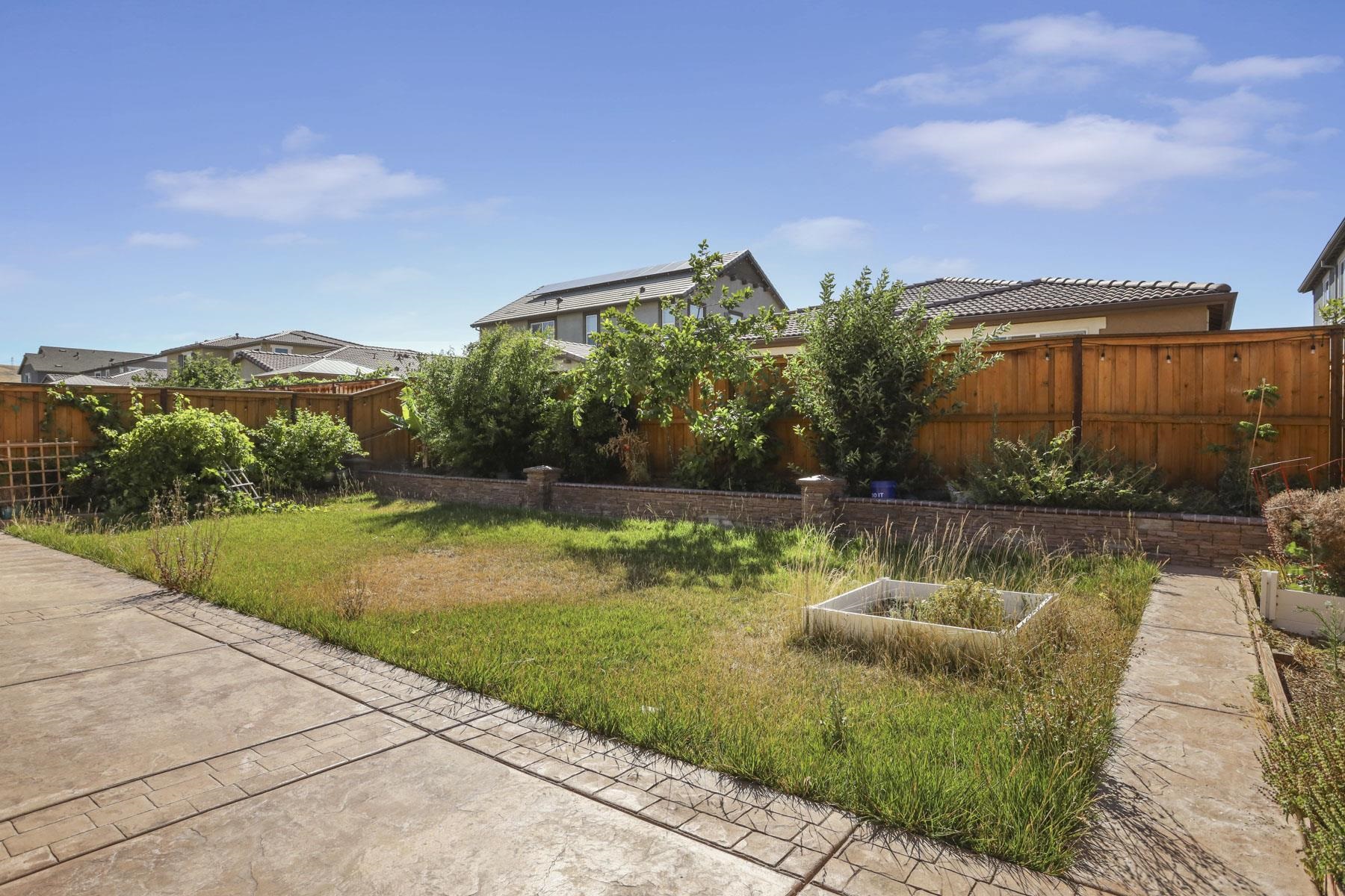 Detail Gallery Image 49 of 53 For 2605 Luna Ave, Tracy,  CA 95377 - 4 Beds | 3 Baths