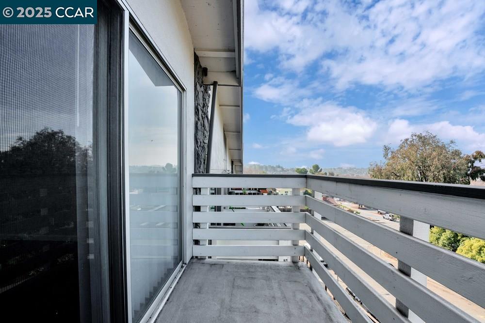 Detail Gallery Image 9 of 14 For 102 Avian, Vallejo,  CA 94591 - – Beds | – Baths