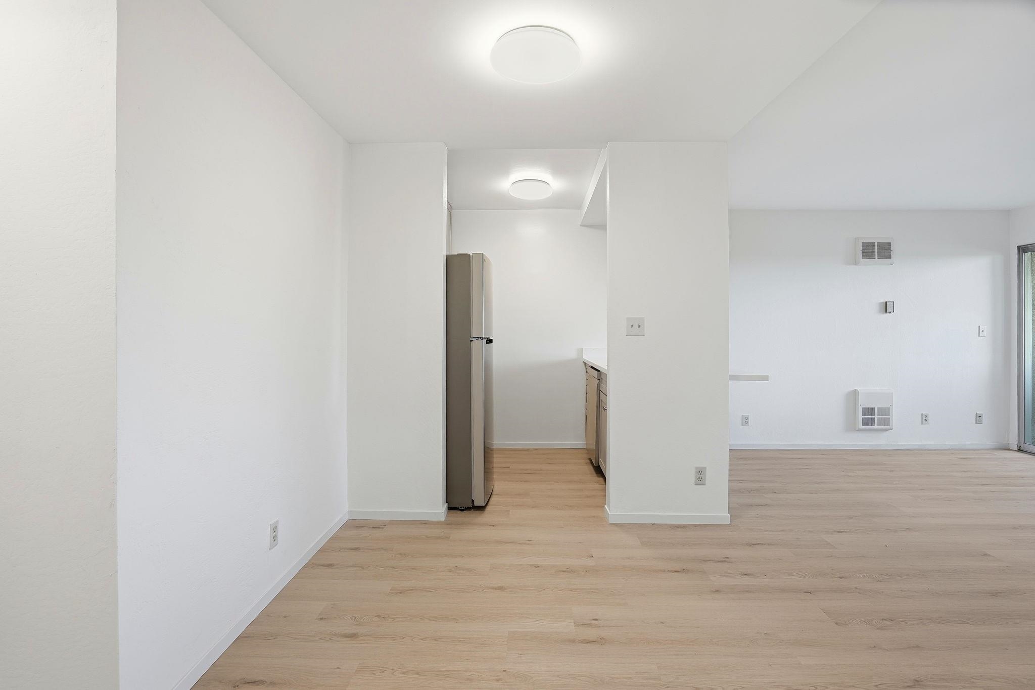 Photo #4: 41119757 Listing: Photo #4