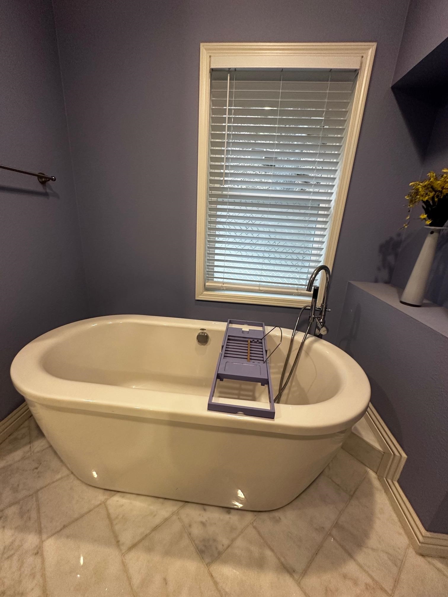 Detail Gallery Image 5 of 33 For 2276 Arrowhead, Oakland,  CA 94611 - 3 Beds | 3/1 Baths