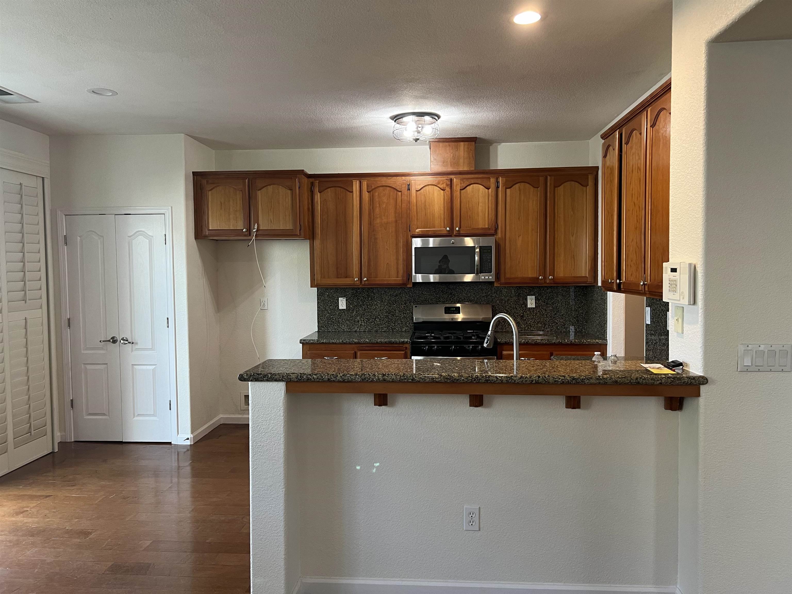 Detail Gallery Image 13 of 13 For 1112 Park West Dr, Pittsburg,  CA 94565 - 4 Beds | 2 Baths