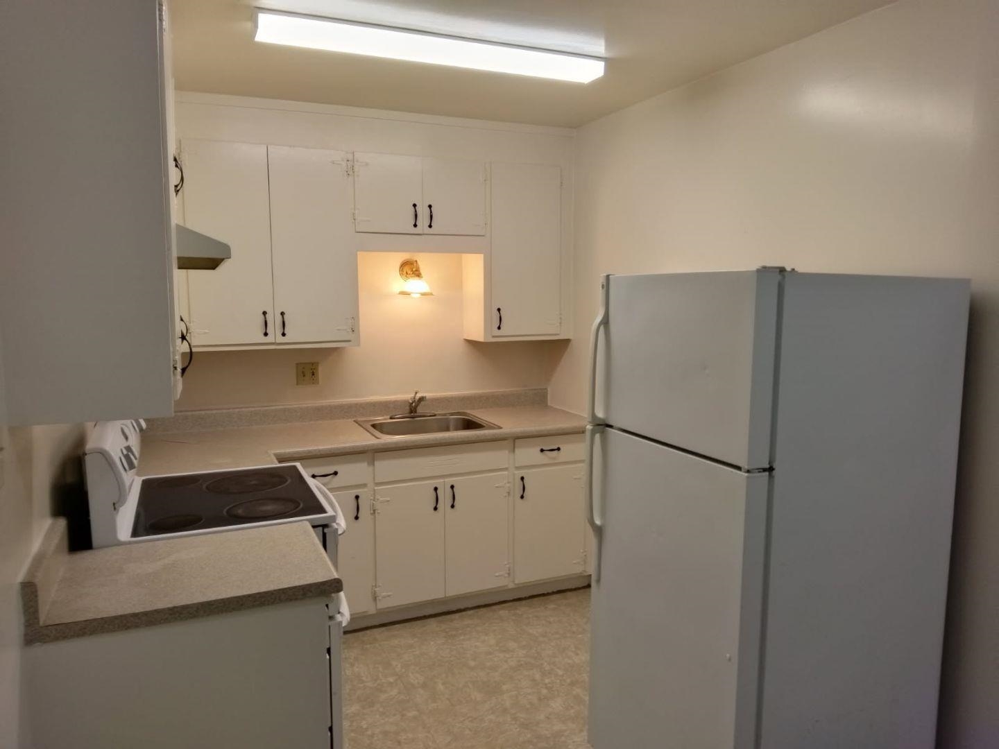 Detail Gallery Image 2 of 5 For 2131 Stanton Ave, San Pablo,  CA 94806 - 2 Beds | 1 Baths