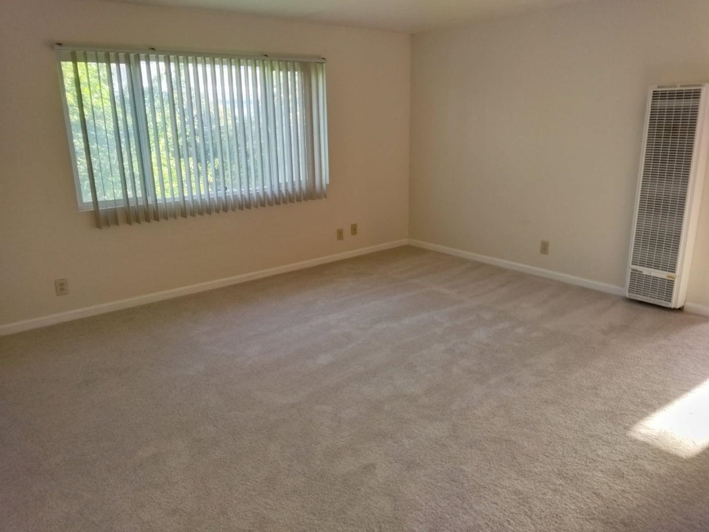 Detail Gallery Image 5 of 5 For 2131 Stanton Ave, San Pablo,  CA 94806 - 2 Beds | 1 Baths