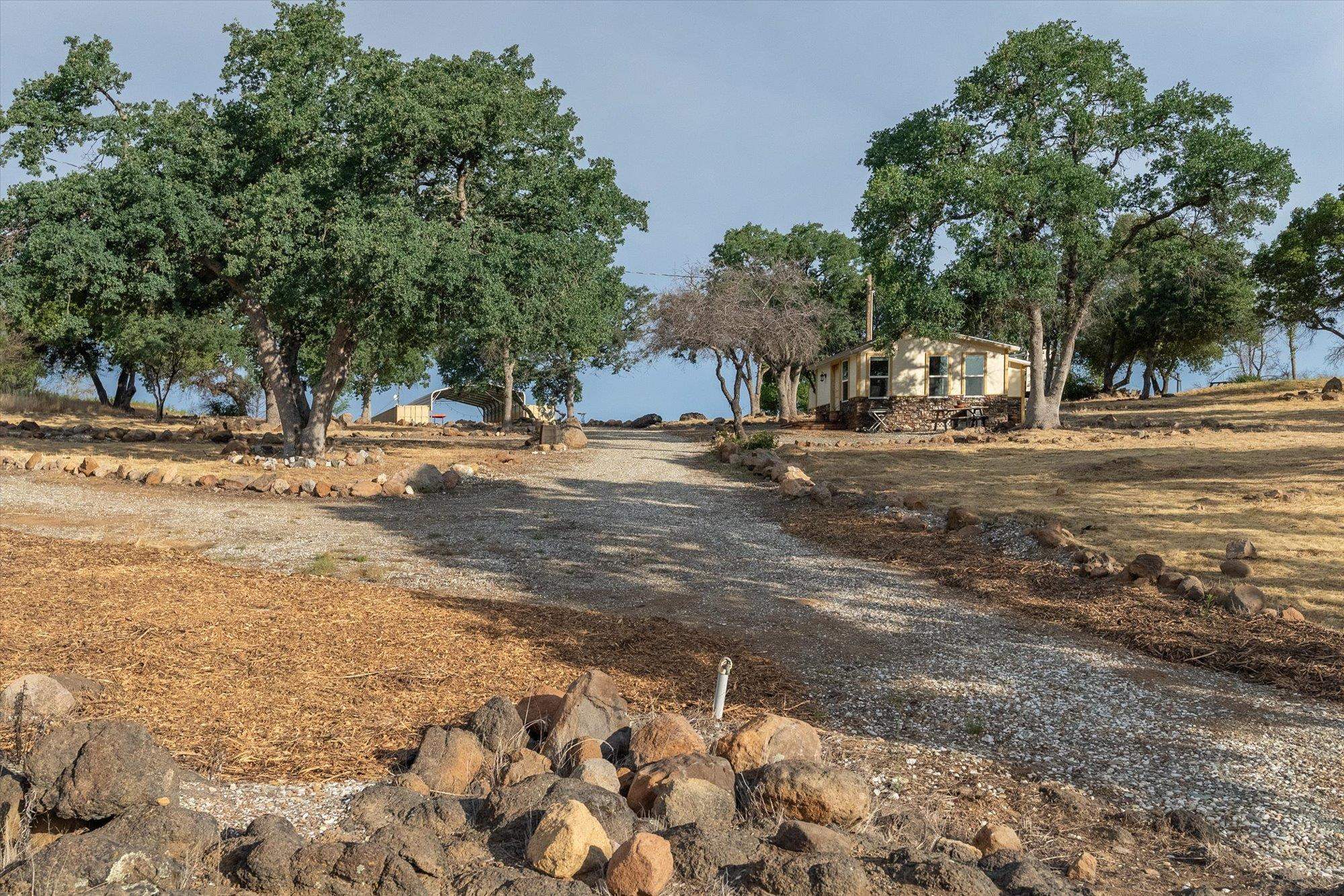 Detail Gallery Image 17 of 33 For 5535 Parrotts Ferry Road, Murphys,  CA 95251 - 1 Beds | 1 Baths