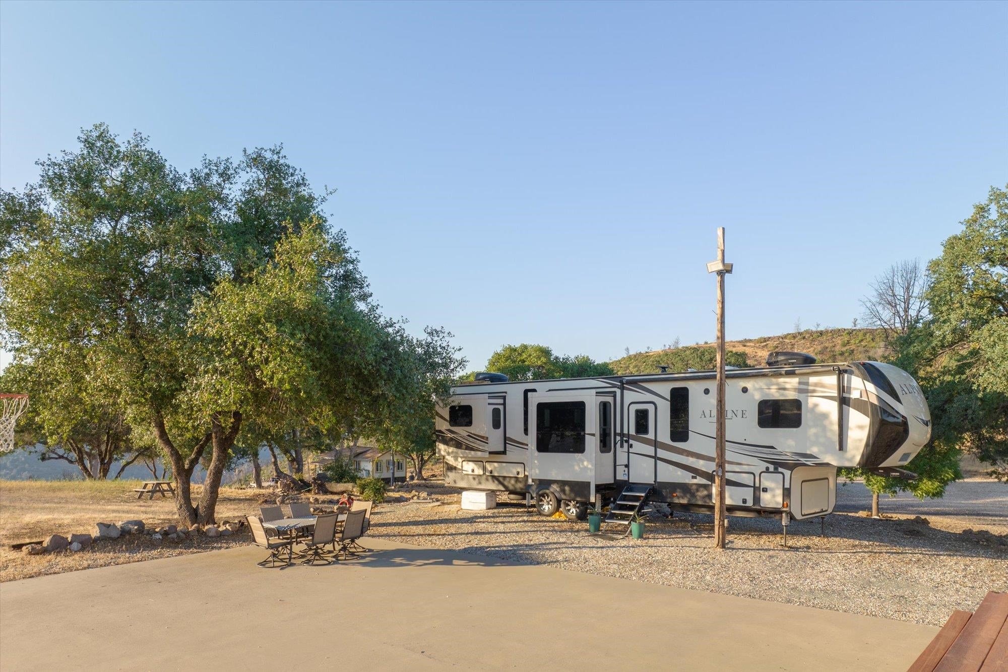 Detail Gallery Image 18 of 33 For 5535 Parrotts Ferry Road, Murphys,  CA 95251 - 1 Beds | 1 Baths