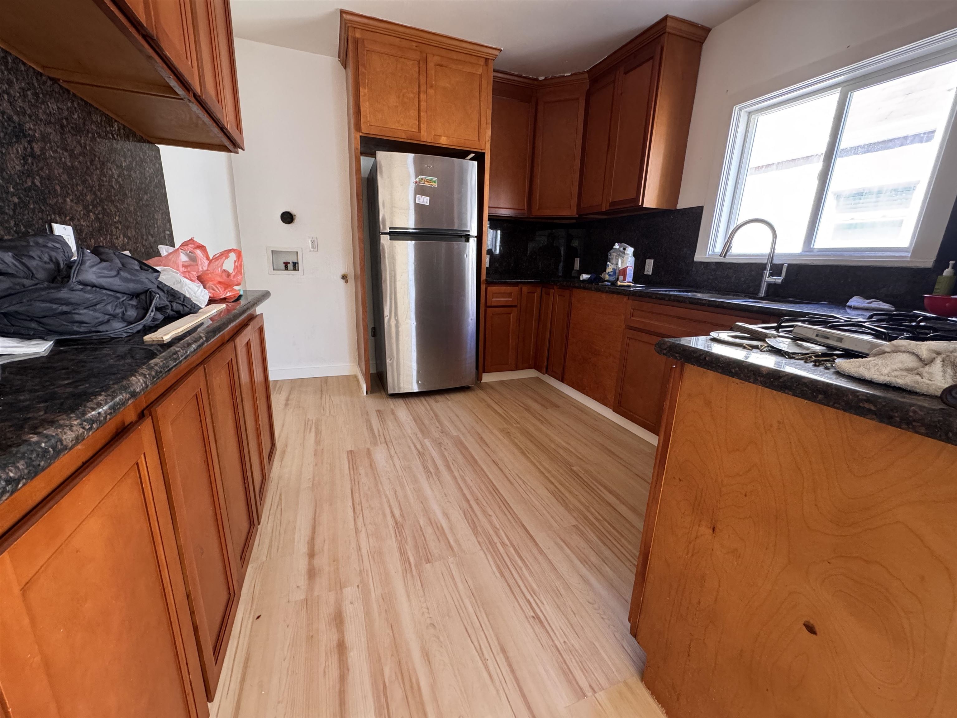 Front Image Thumbnail for BE41119772