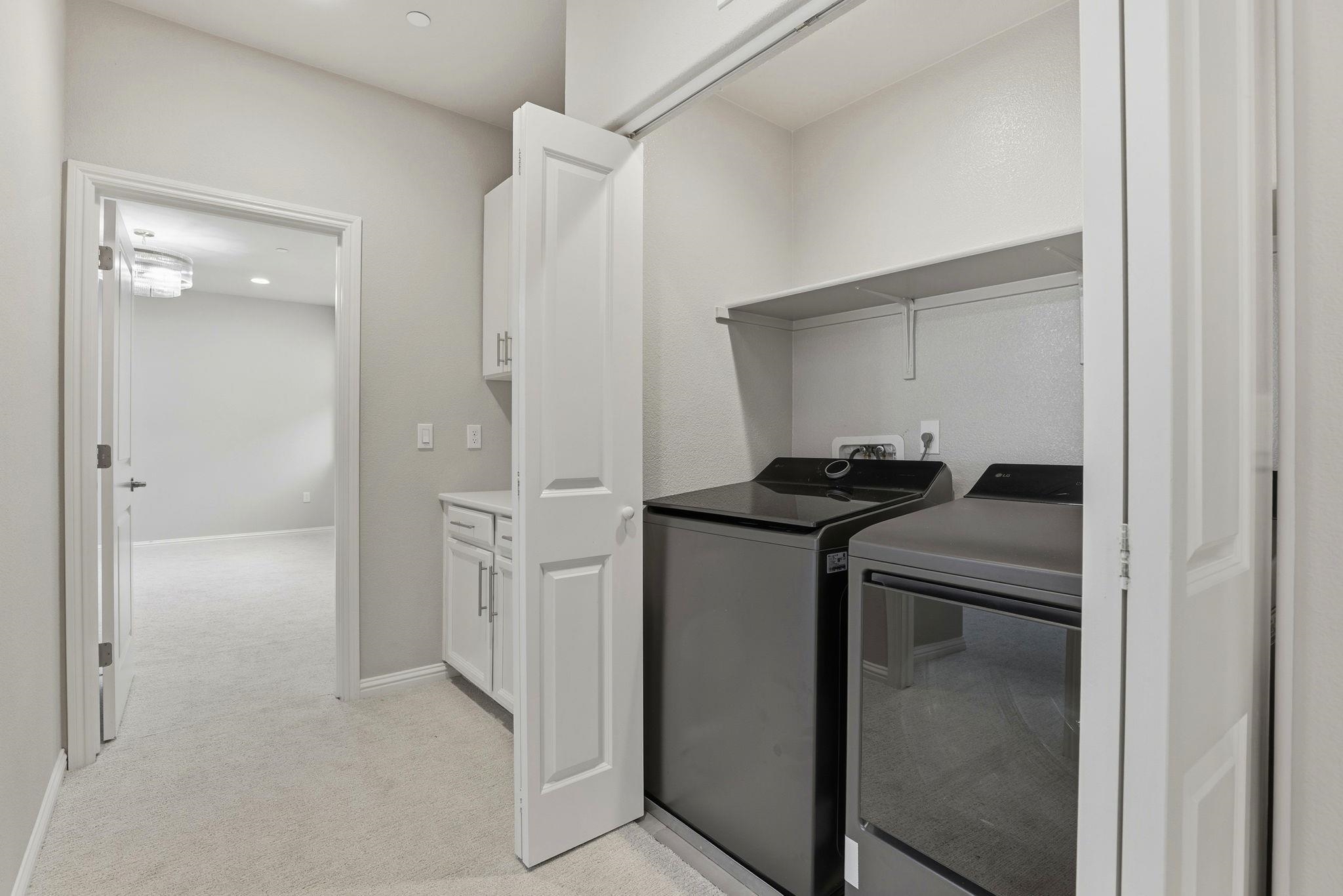 Detail Gallery Image 14 of 25 For 4386 Healdsburg Way, Dublin,  CA 94568 - 4 Beds | 3/1 Baths