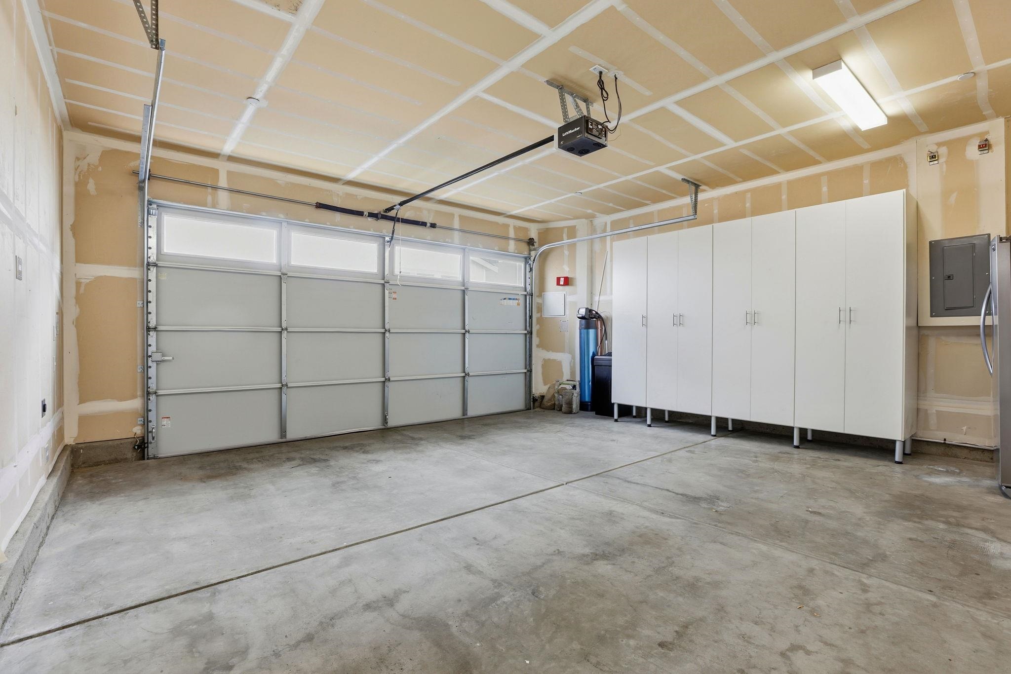 Detail Gallery Image 17 of 25 For 4386 Healdsburg Way, Dublin,  CA 94568 - 4 Beds | 3/1 Baths