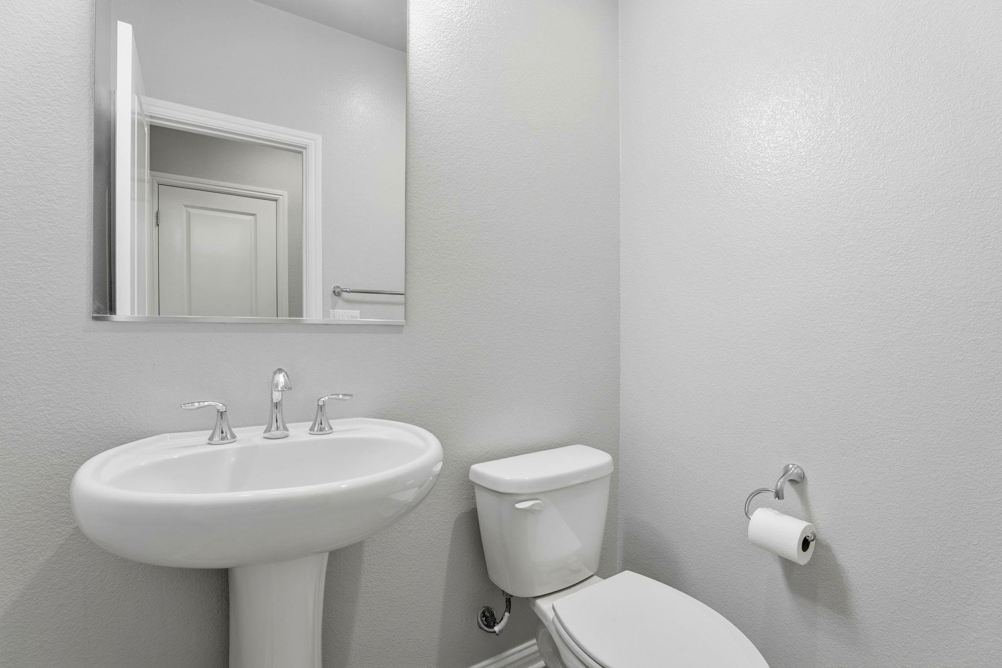 Detail Gallery Image 7 of 25 For 4386 Healdsburg Way, Dublin,  CA 94568 - 4 Beds | 3/1 Baths