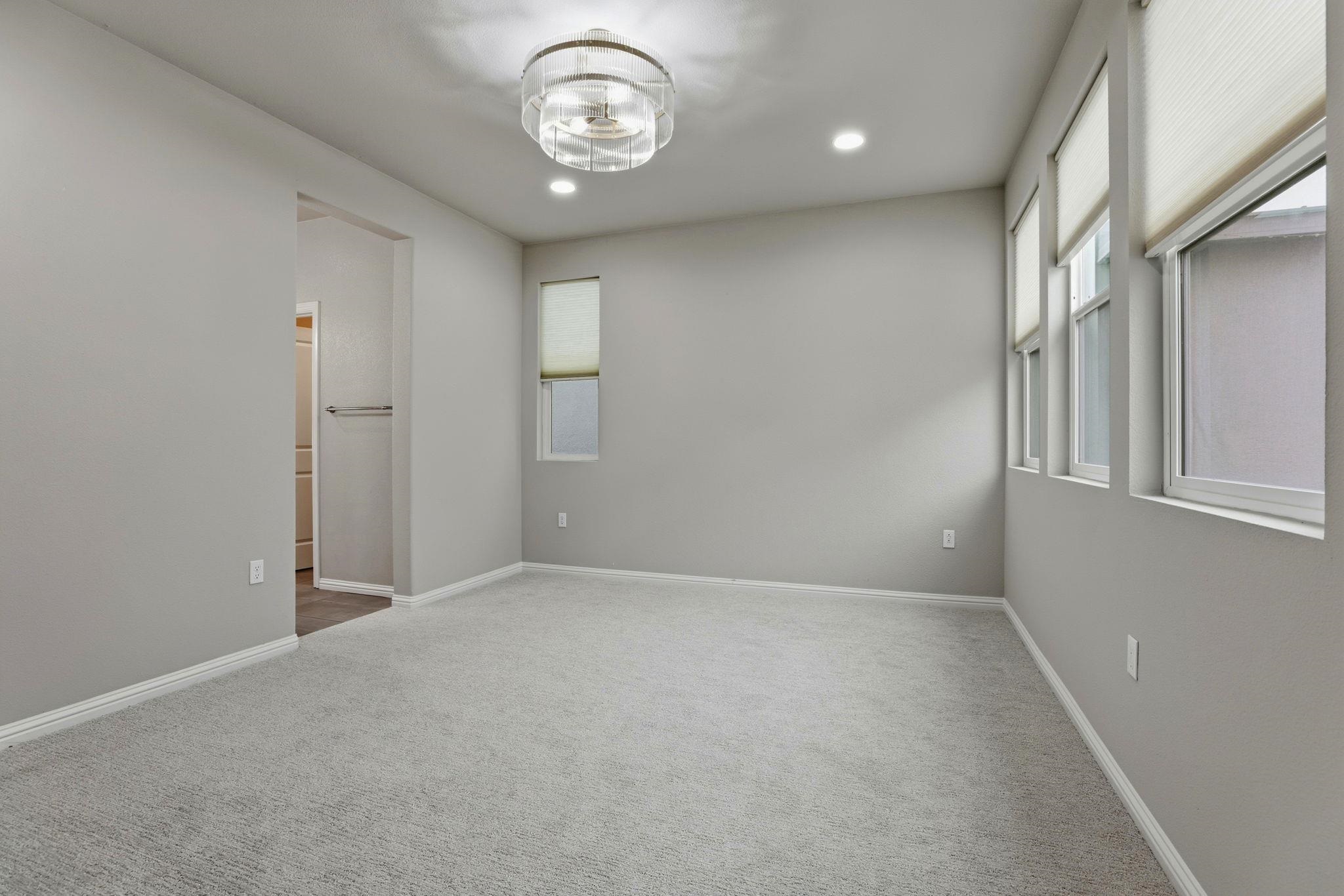 Detail Gallery Image 10 of 25 For 4386 Healdsburg Way, Dublin,  CA 94568 - 4 Beds | 3/1 Baths