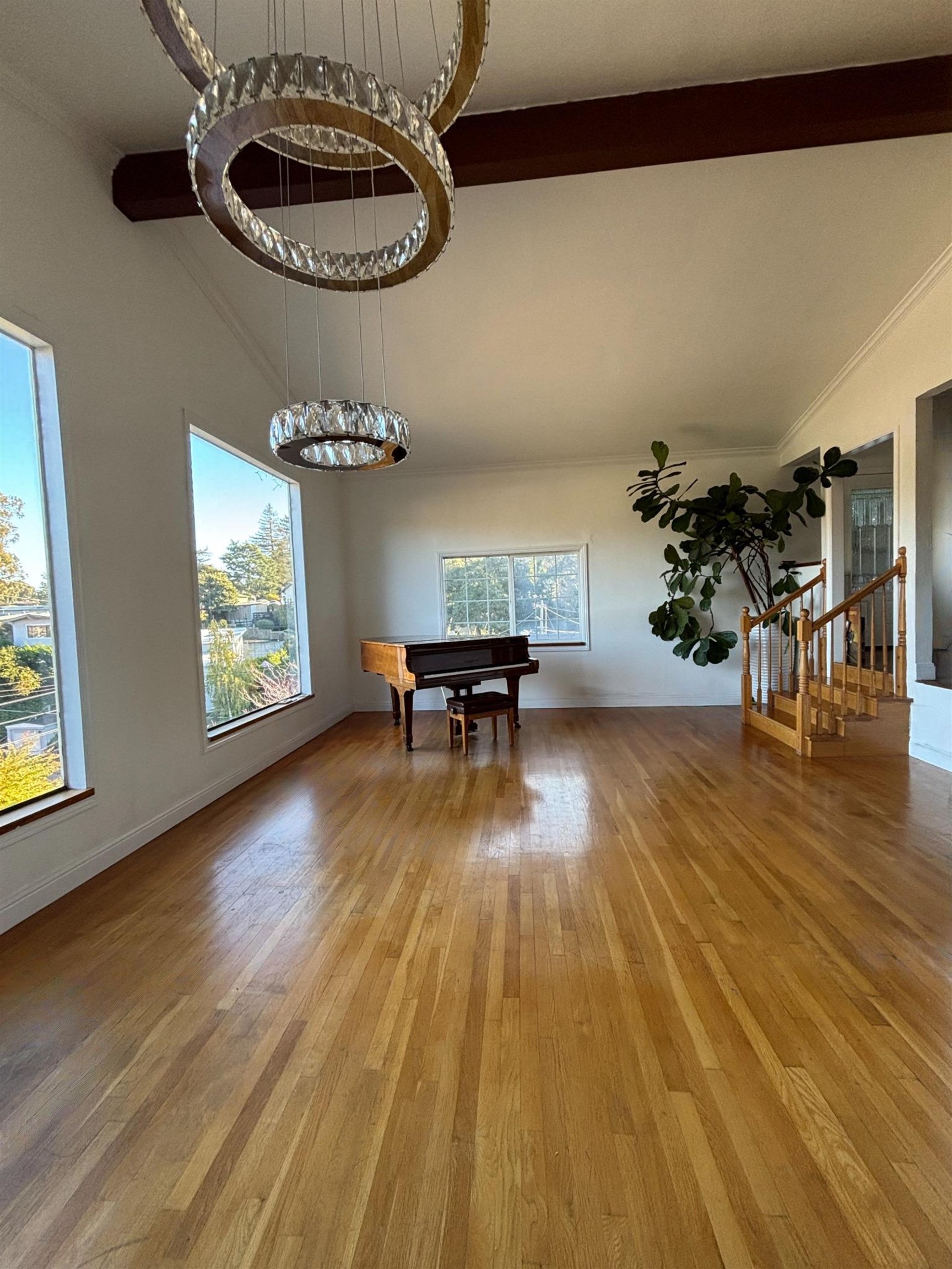 Detail Gallery Image 14 of 34 For 4535 Redding, Oakland,  CA 94619 - 4 Beds | 3/1 Baths