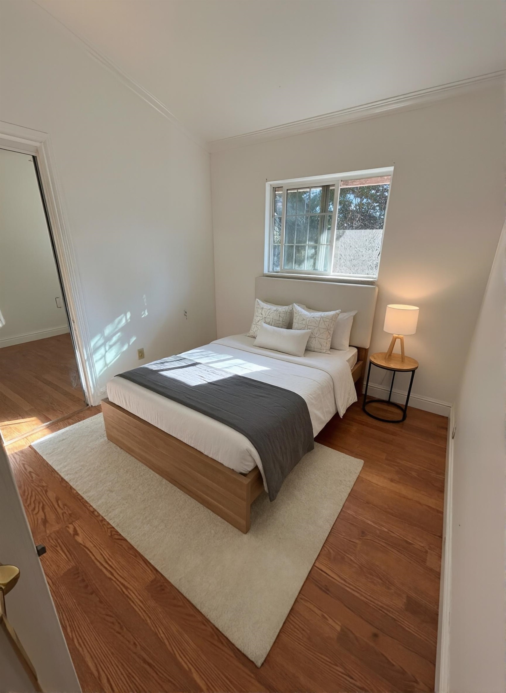 Detail Gallery Image 23 of 34 For 4535 Redding, Oakland,  CA 94619 - 4 Beds | 3/1 Baths