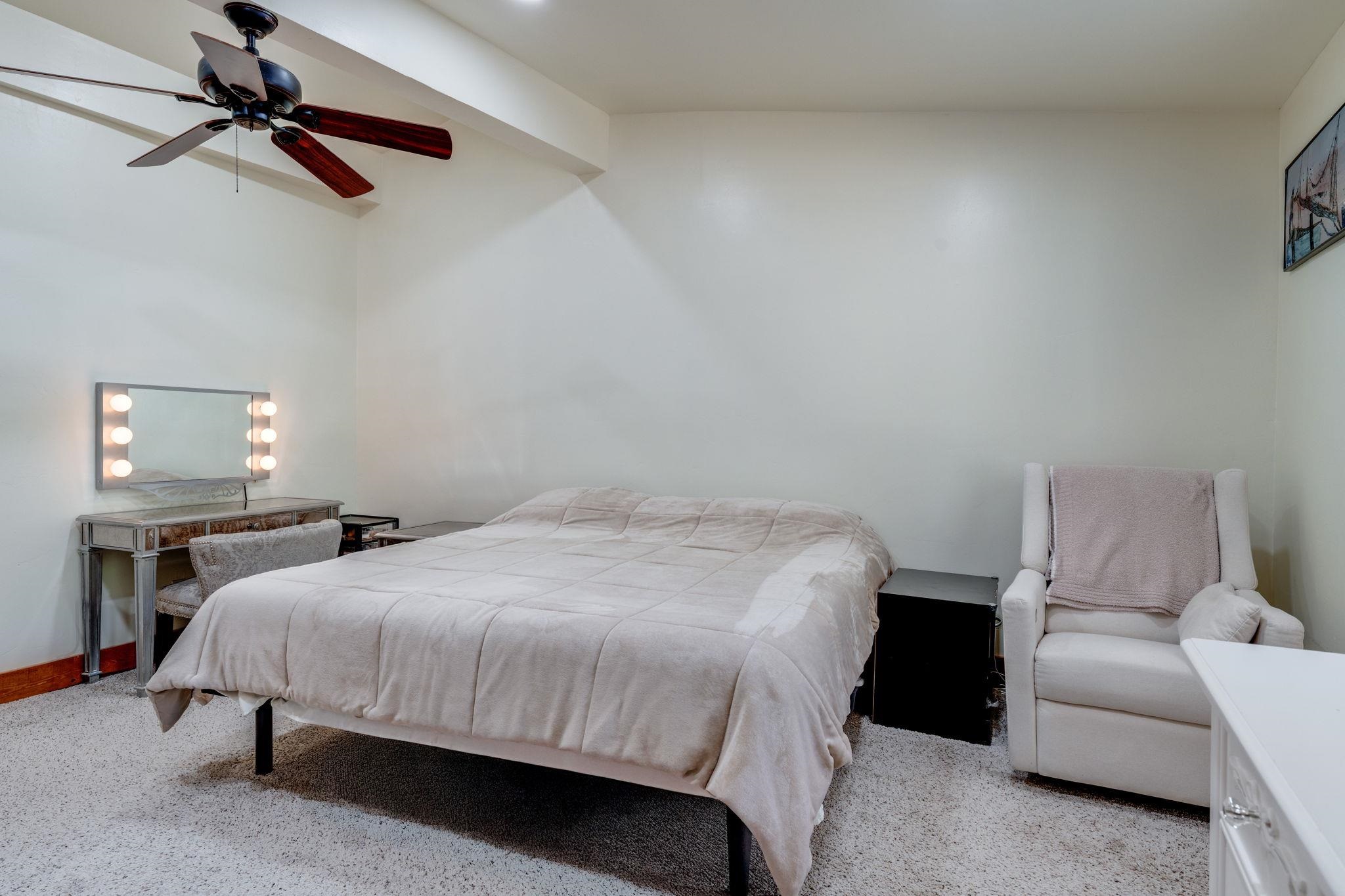 Detail Gallery Image 12 of 60 For 4600 El Caminito Rd, Shingle Springs,  CA 95682-0000 - 6 Beds | 2 Baths